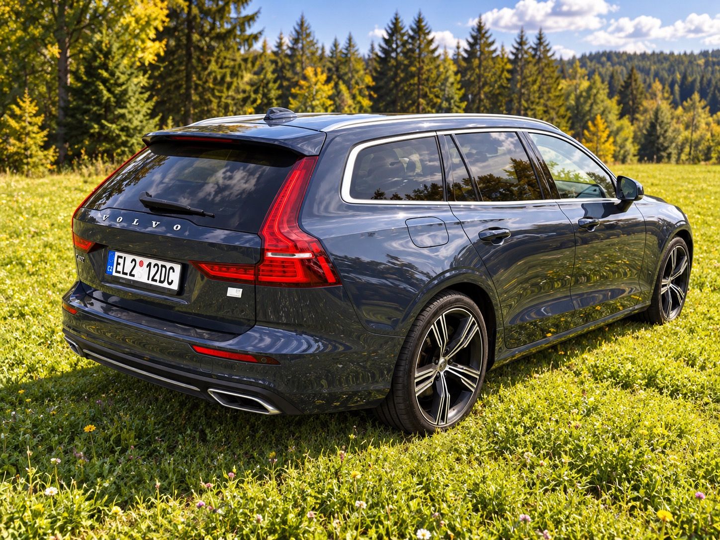 Volvo V60, V60 , T8-287kw,plug in hybrid - fotka 3