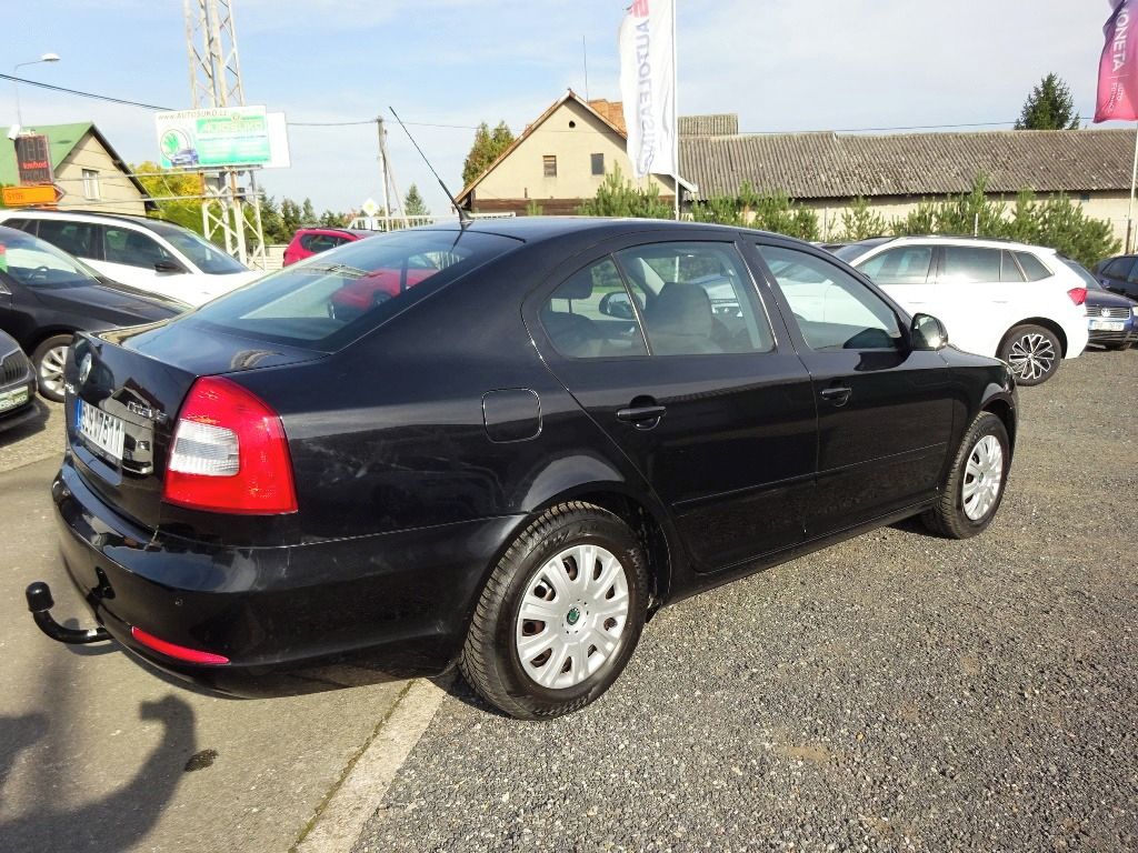 Škoda Octavia, II Ambition 1,6 75kW-130.000km - fotka 4