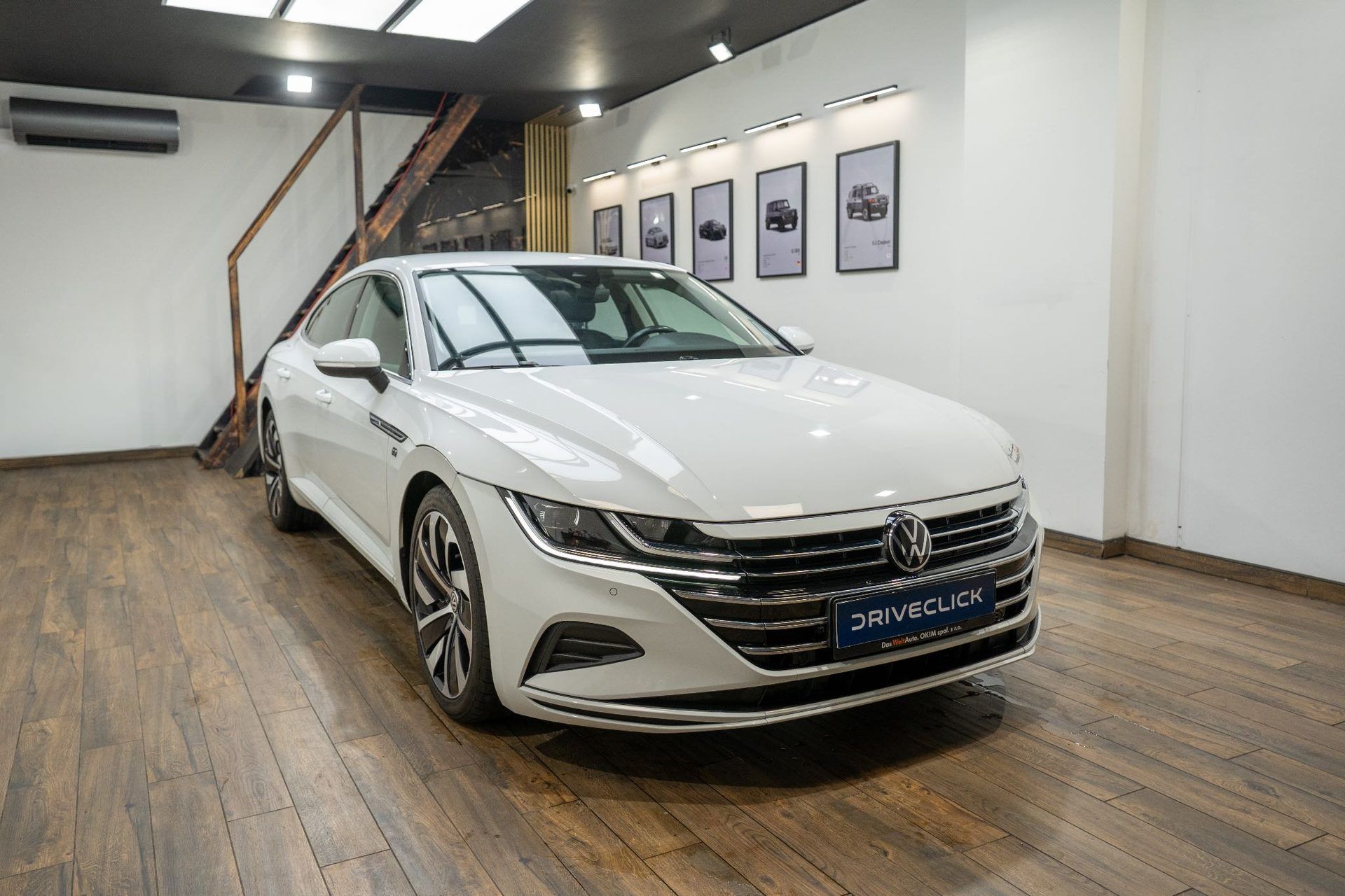 Volkswagen Arteon, 2.0 TDI DSG  R-Line 110 kW - fotka 3