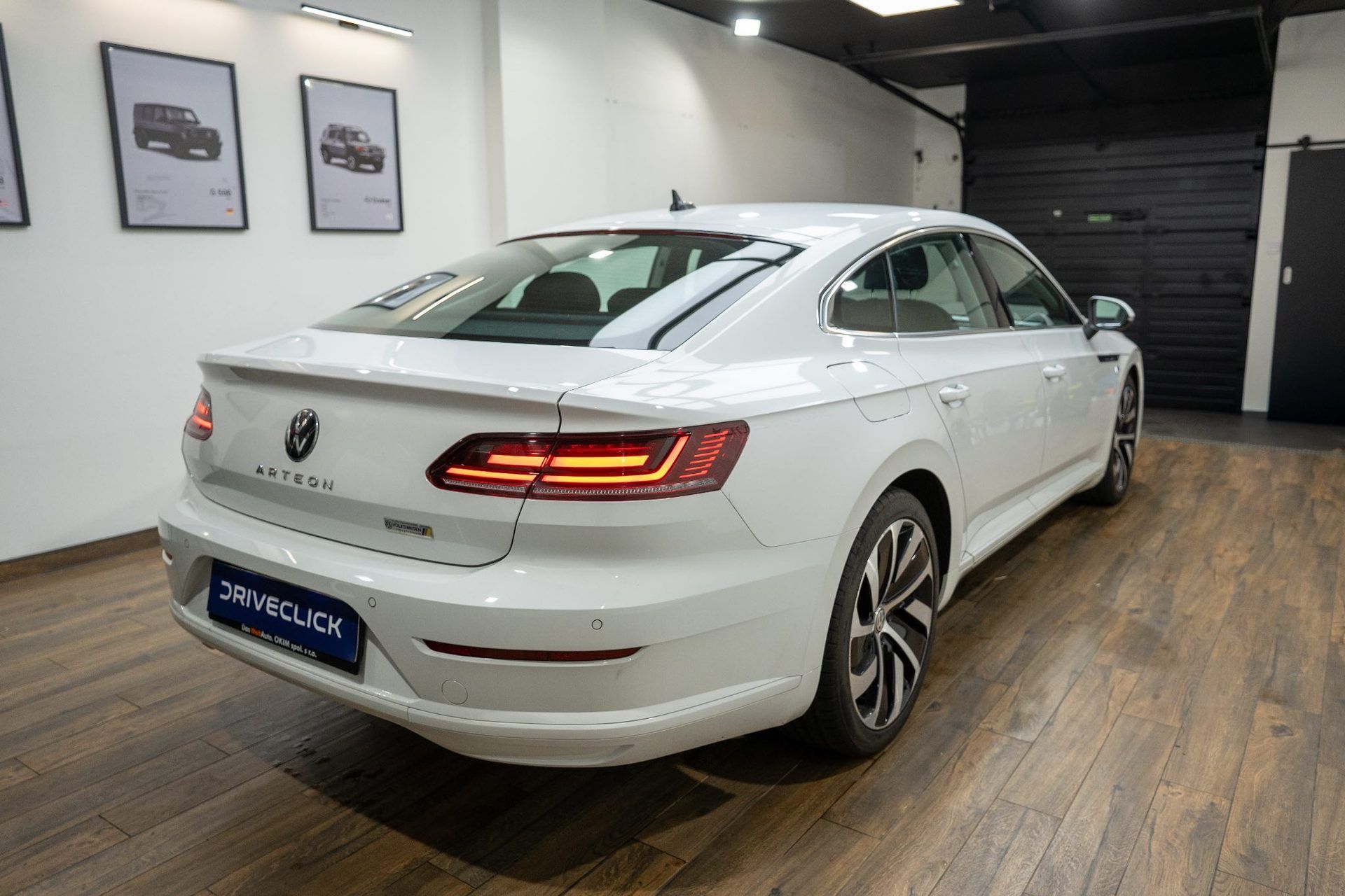 Volkswagen Arteon, 2.0 TDI DSG  R-Line 110 kW - fotka 4