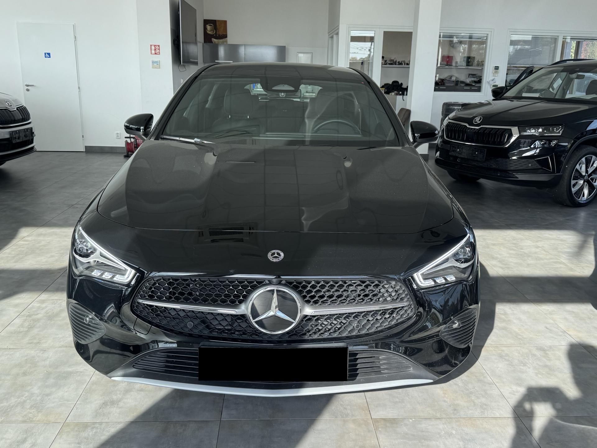Mercedes-Benz CLA, CLA 200 Shooting Brake NAVI - fotka 2