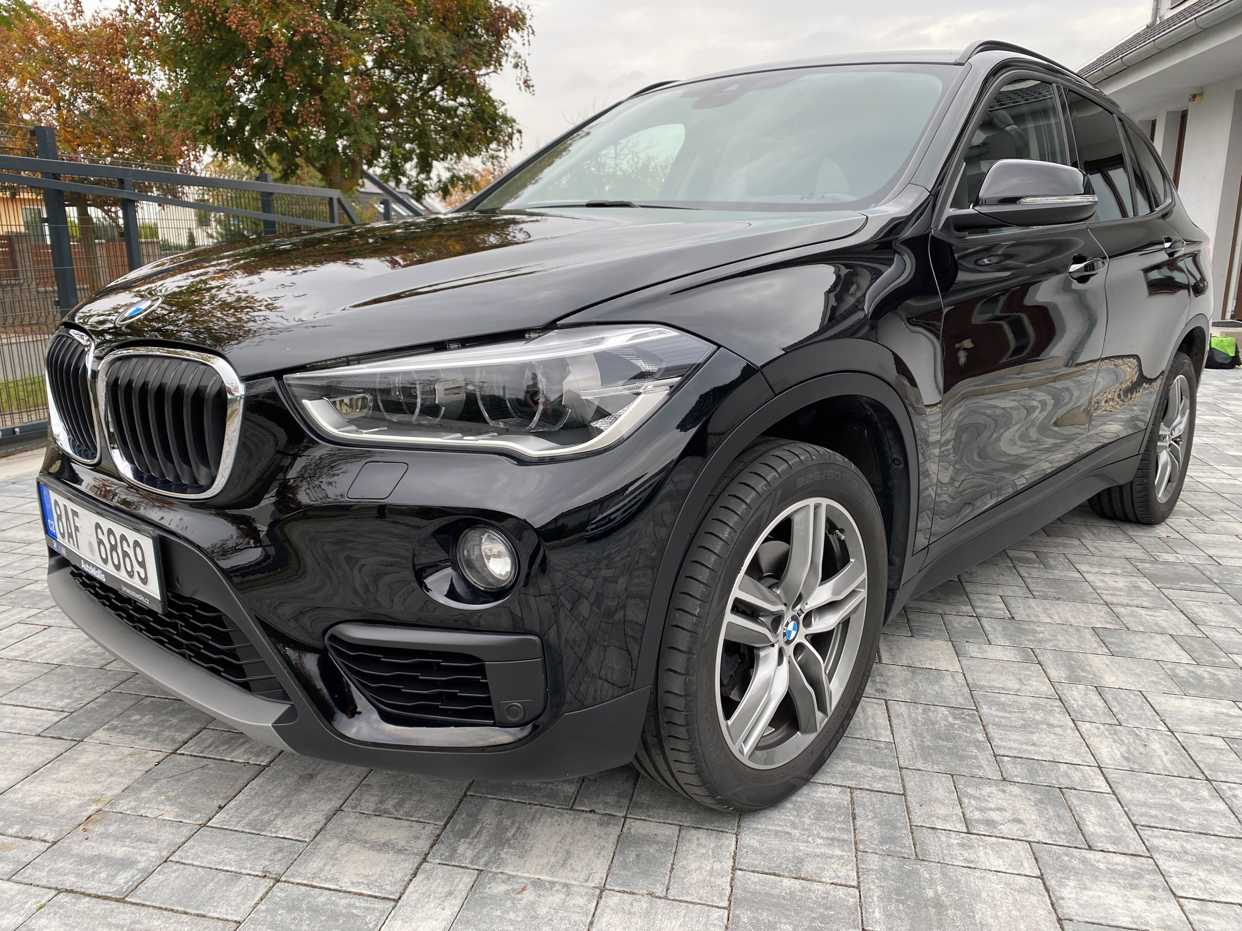 BMW X1, 18i sDrive, AUT 100kw - fotka 3