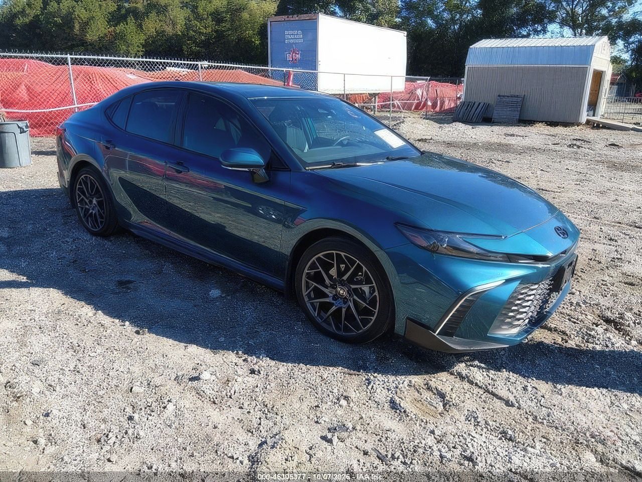 Toyota Camry, Auto na cestě - fotka 2