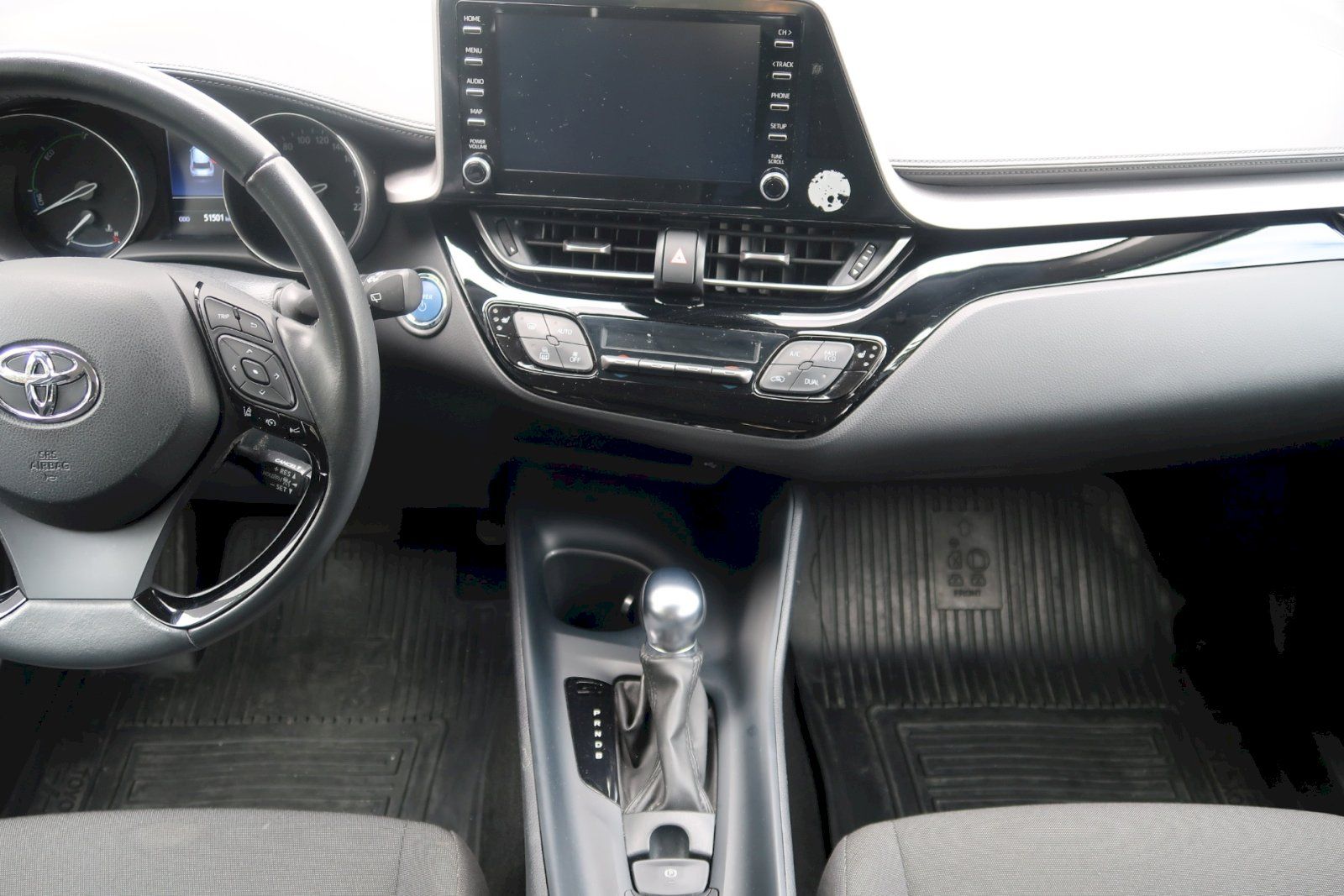 Toyota C-HR, C-HR 1,8 Hybrid 90kW e-CVT Com - fotka 6