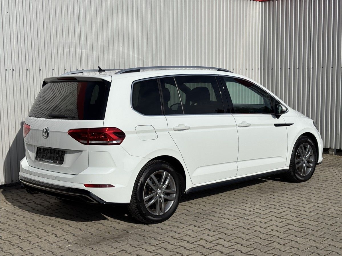 Volkswagen Touran, 1.4 TSi R-line 7.míst - fotka 4