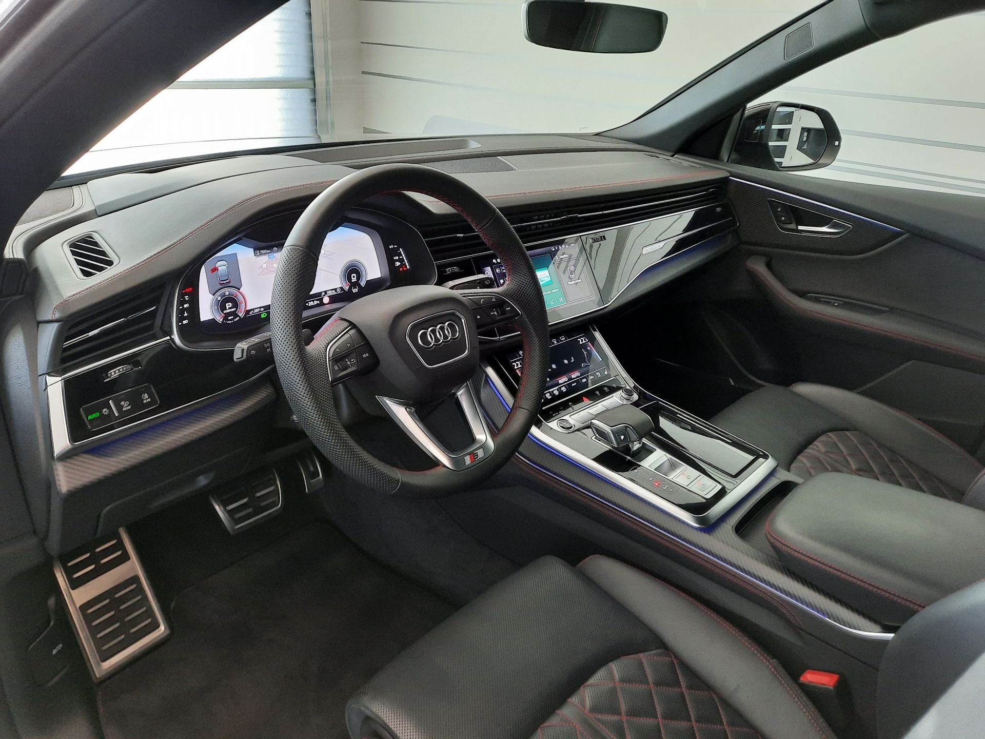 Audi Q8, 50 TDI quattro (210kW/286k) Ti - fotka 6