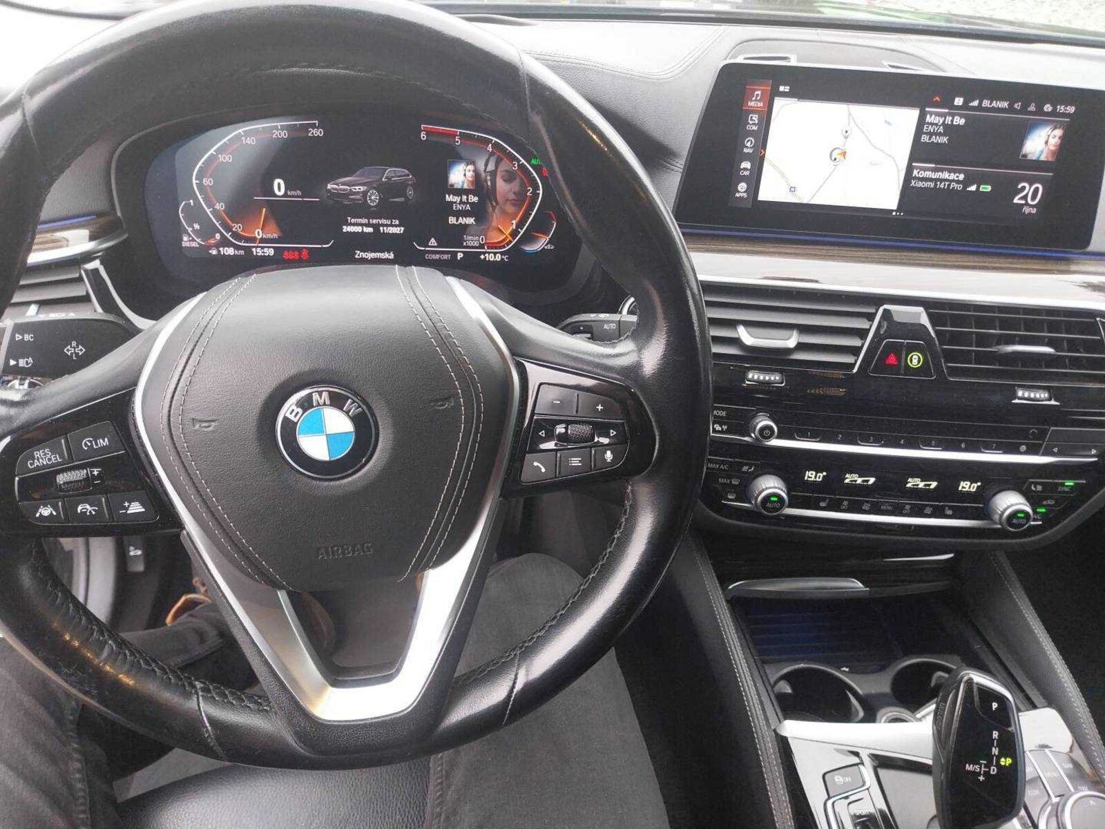 BMW Řada 5, 530d xDrive, Luxury Line, 4X4 - fotka 3