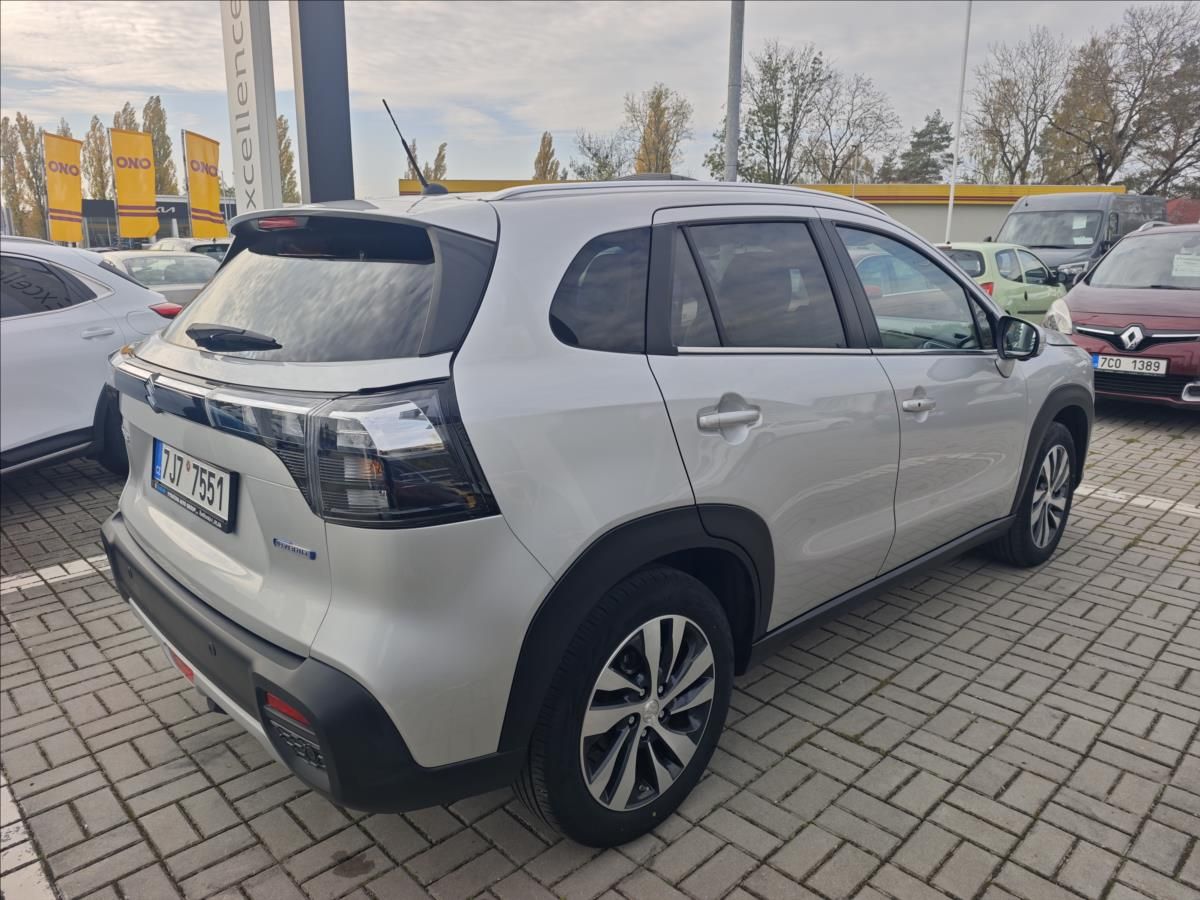 Suzuki S-Cross, 1,4 BoosterJet Hybrid  4x4 Ele - fotka 6