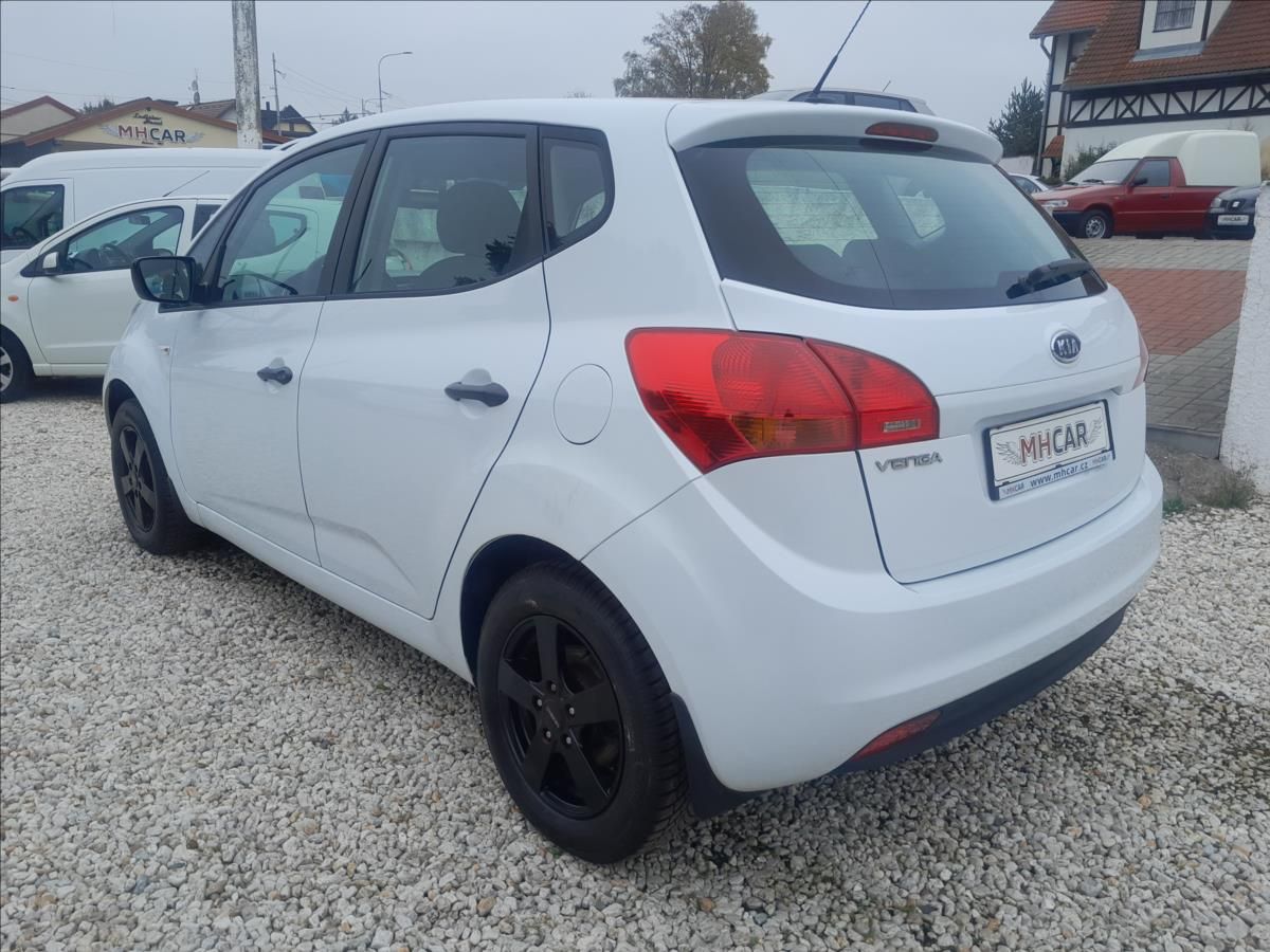 Kia Venga, 1,4i16V 66kW - fotka 5