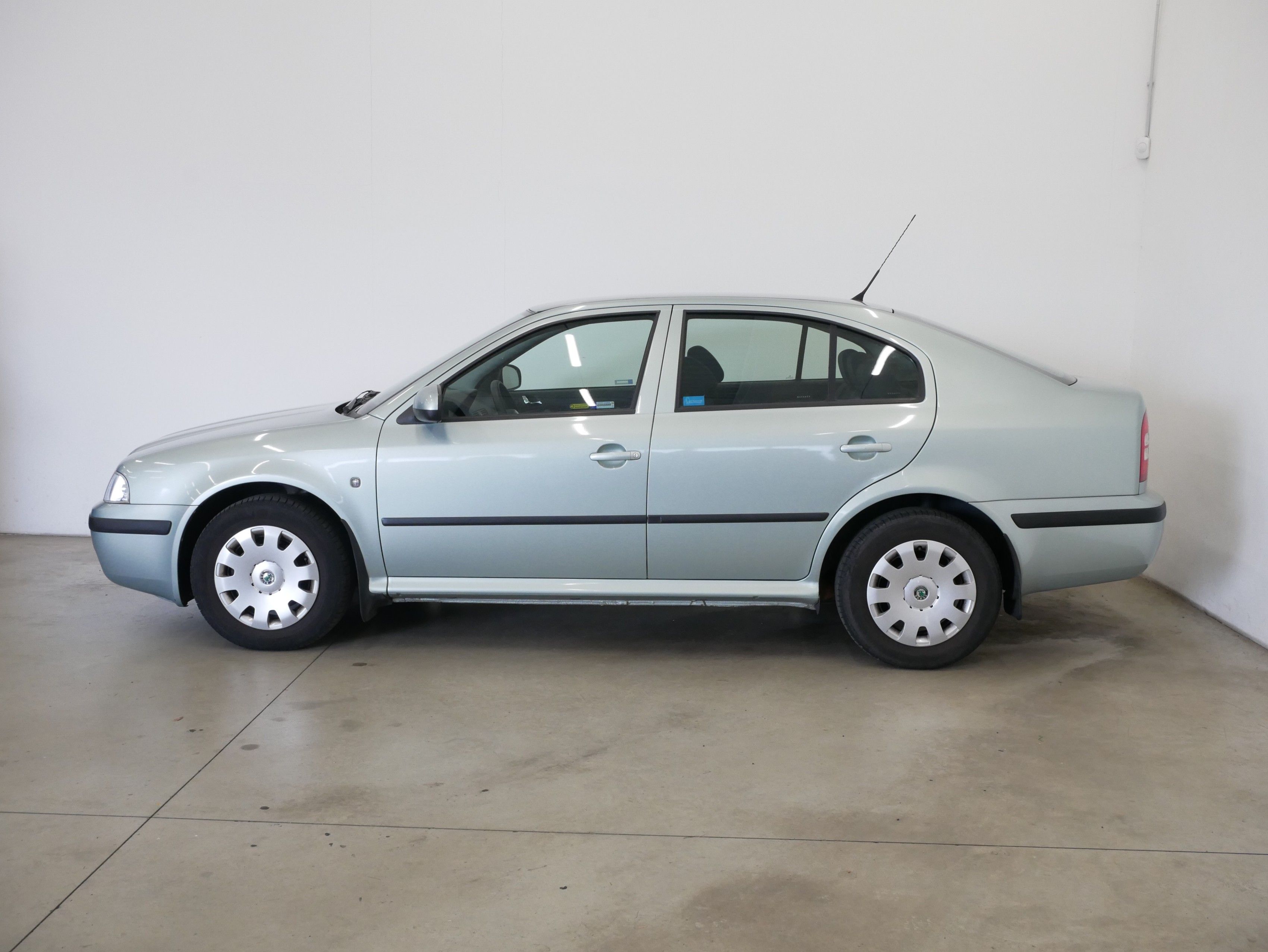 Škoda Octavia, 1.9 TDI 74 kW Tour Plus - fotka 3