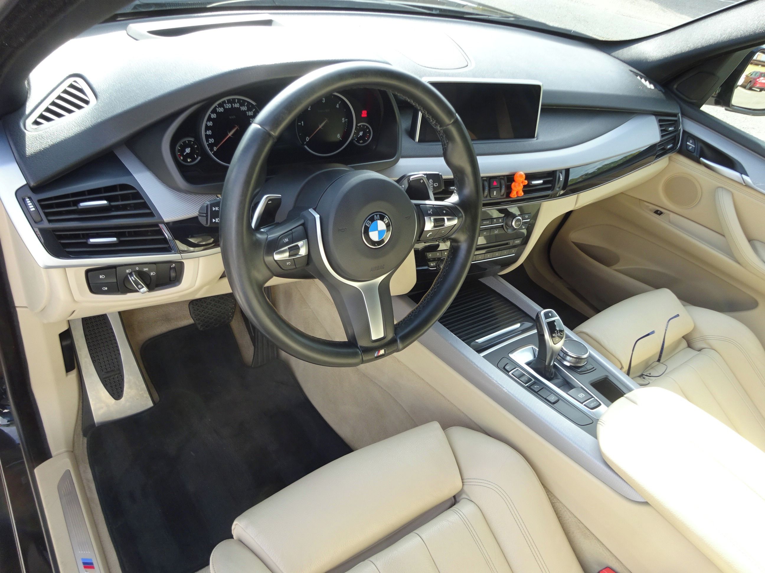 BMW X5, XDRIVE 40D M Packet 230kw - fotka 5