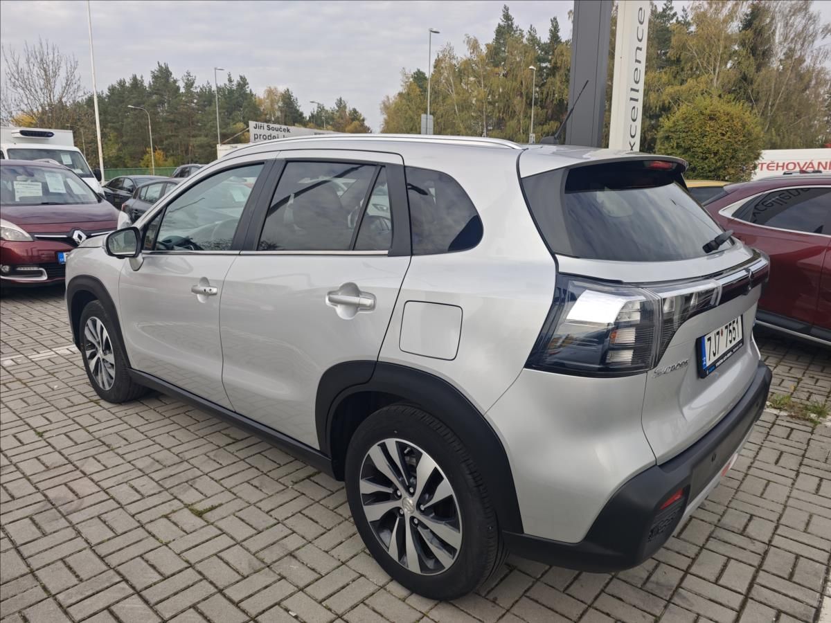Suzuki S-Cross, 1,4 BoosterJet Hybrid  4x4 Ele - fotka 4