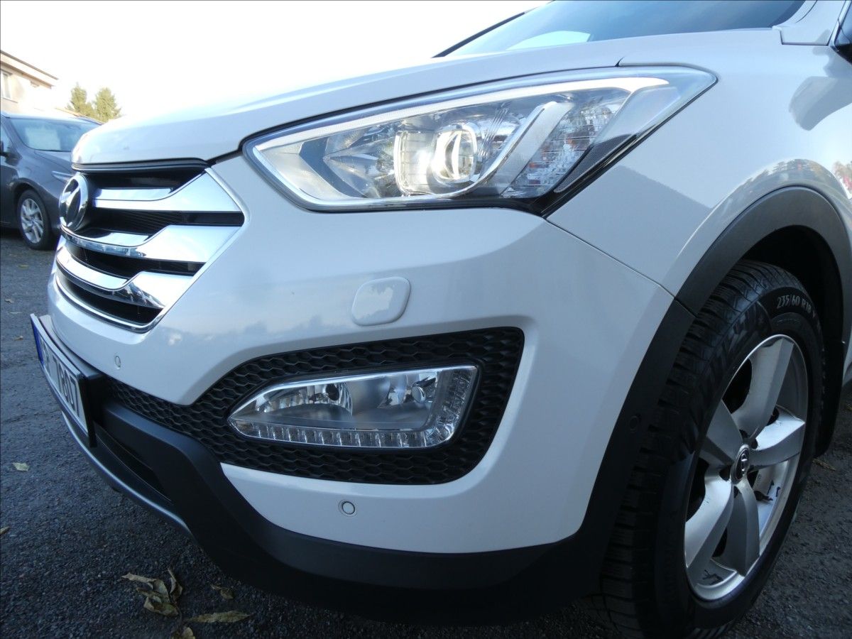 Hyundai Santa Fe, 2,2 CRDi 4x4 Automat,DPH,Premi - fotka 4