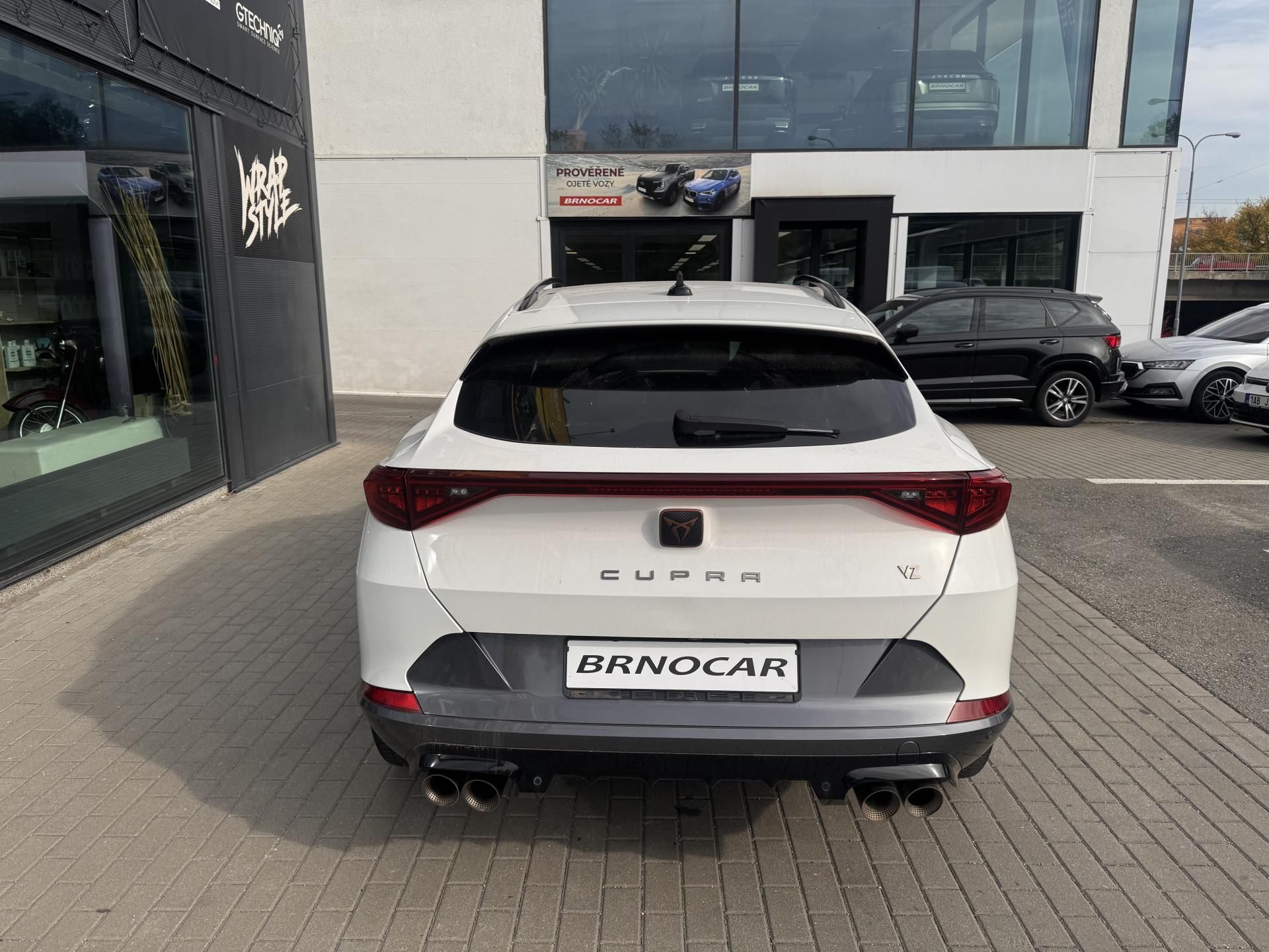 Cupra Formentor, VZ 2.0TSI 4x4 DSG AKRAPOVIČ - fotka 6