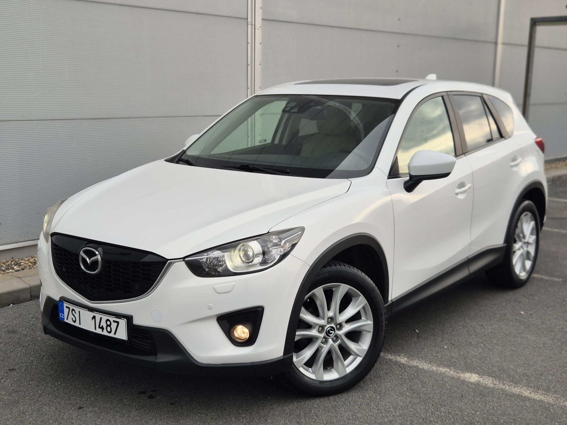 Mazda CX-5, 2.2D Automat 4x4 Tažné - fotka 2