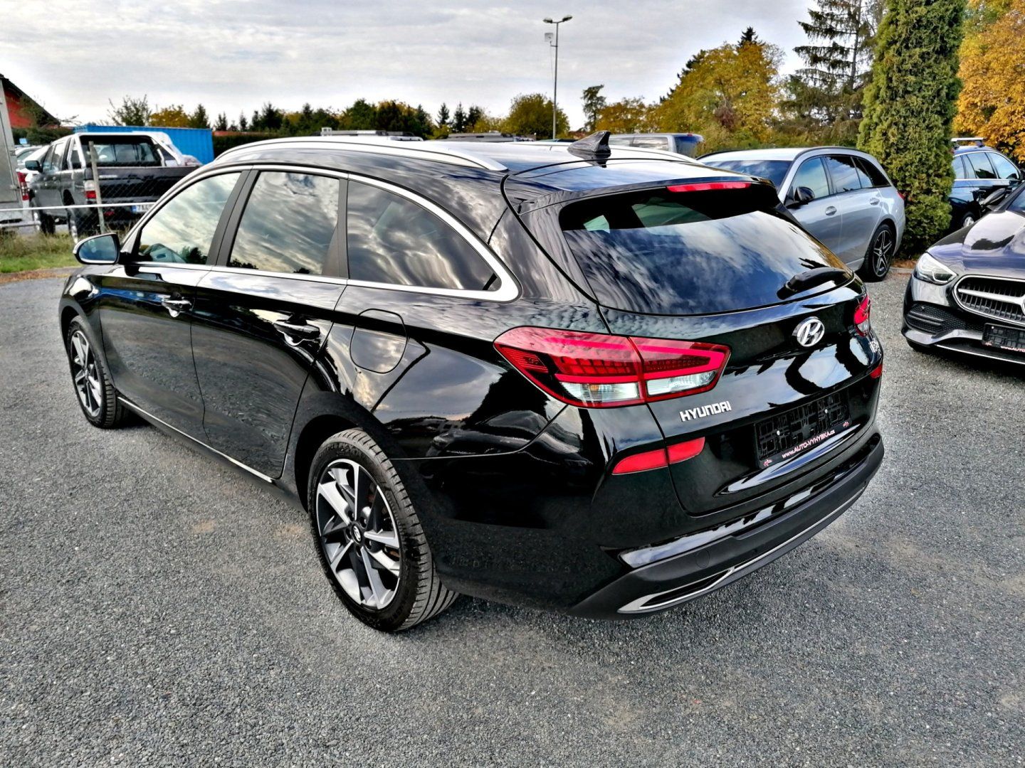 Hyundai i30, 1.6 CRDi MHEV 100kW Kůže - fotka 5