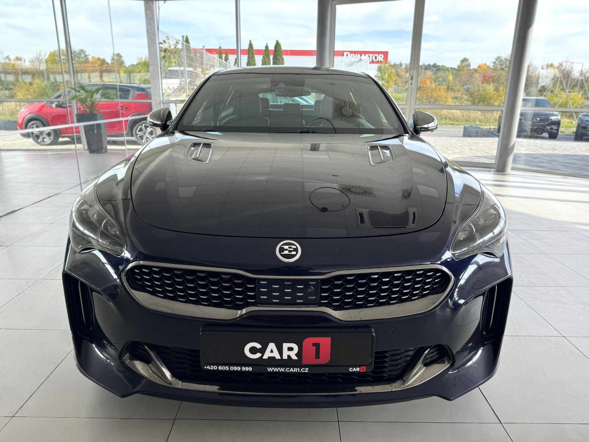 Kia Stinger, 3,3TGDI V6*4WD*HUD*360kam*DPH - fotka 3