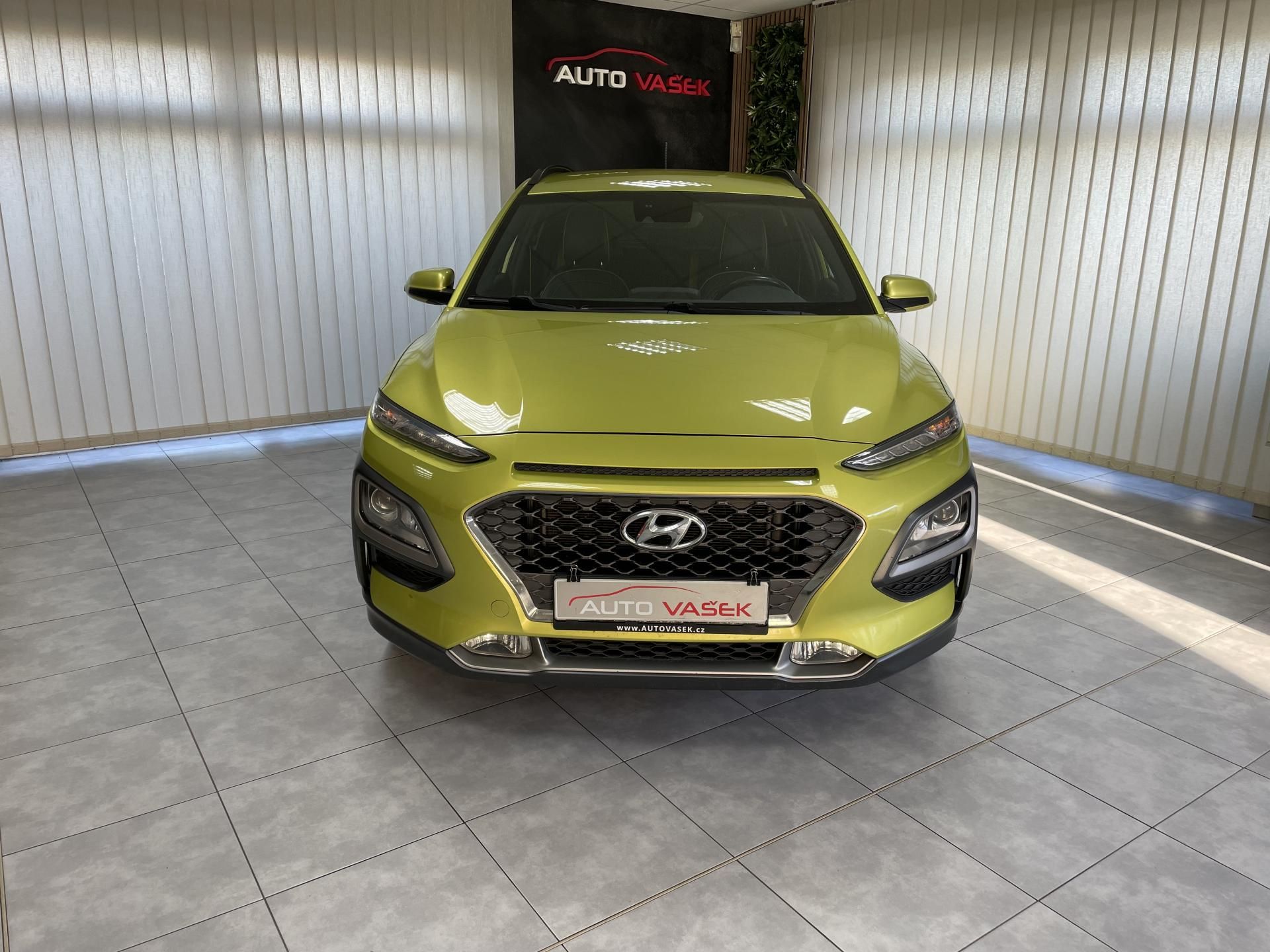 Hyundai Kona, 1.0 T-GDi ČR 1.MAJ. - fotka 4