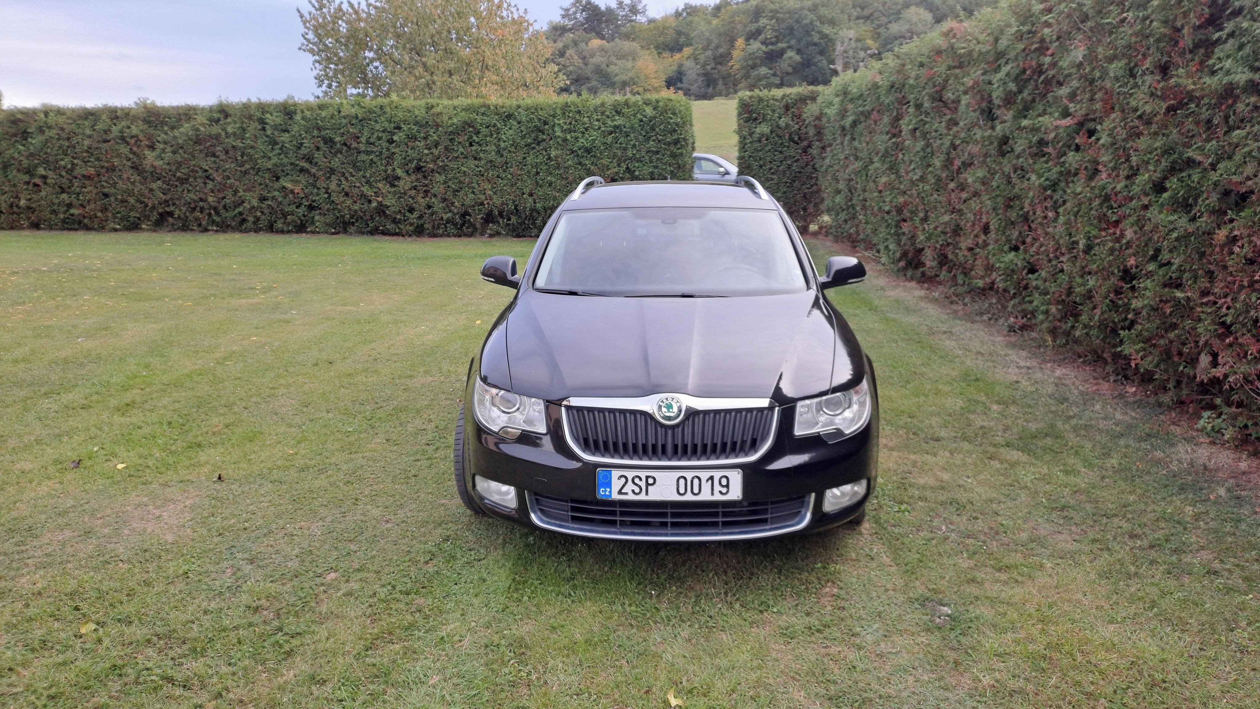 Škoda Superb, Combi 2.0 TDI 103 kW DSG - fotka 3