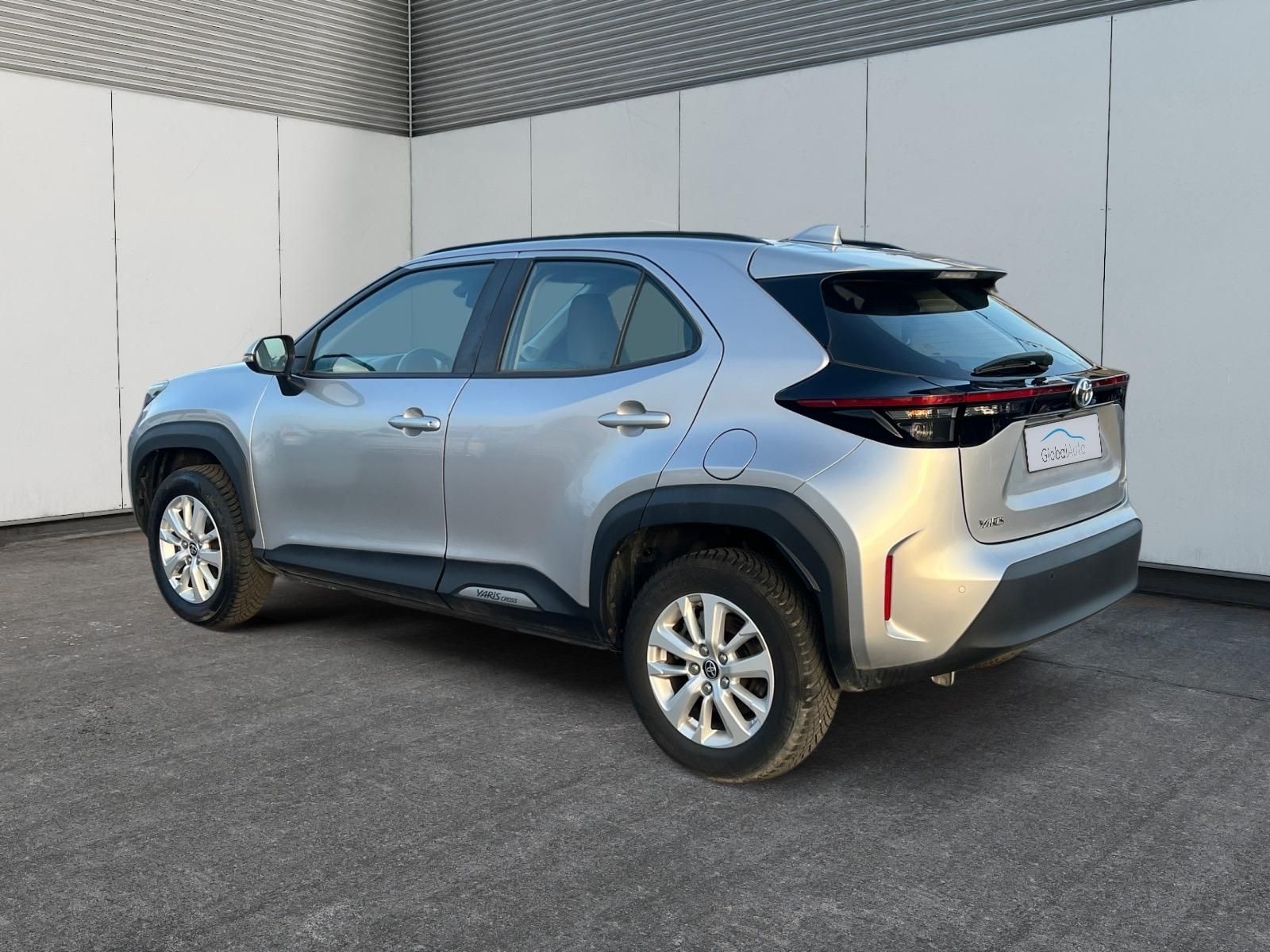 Toyota Yaris Cross, HYBRID 1.5 85kW e-CVT C/T CZ - fotka 3