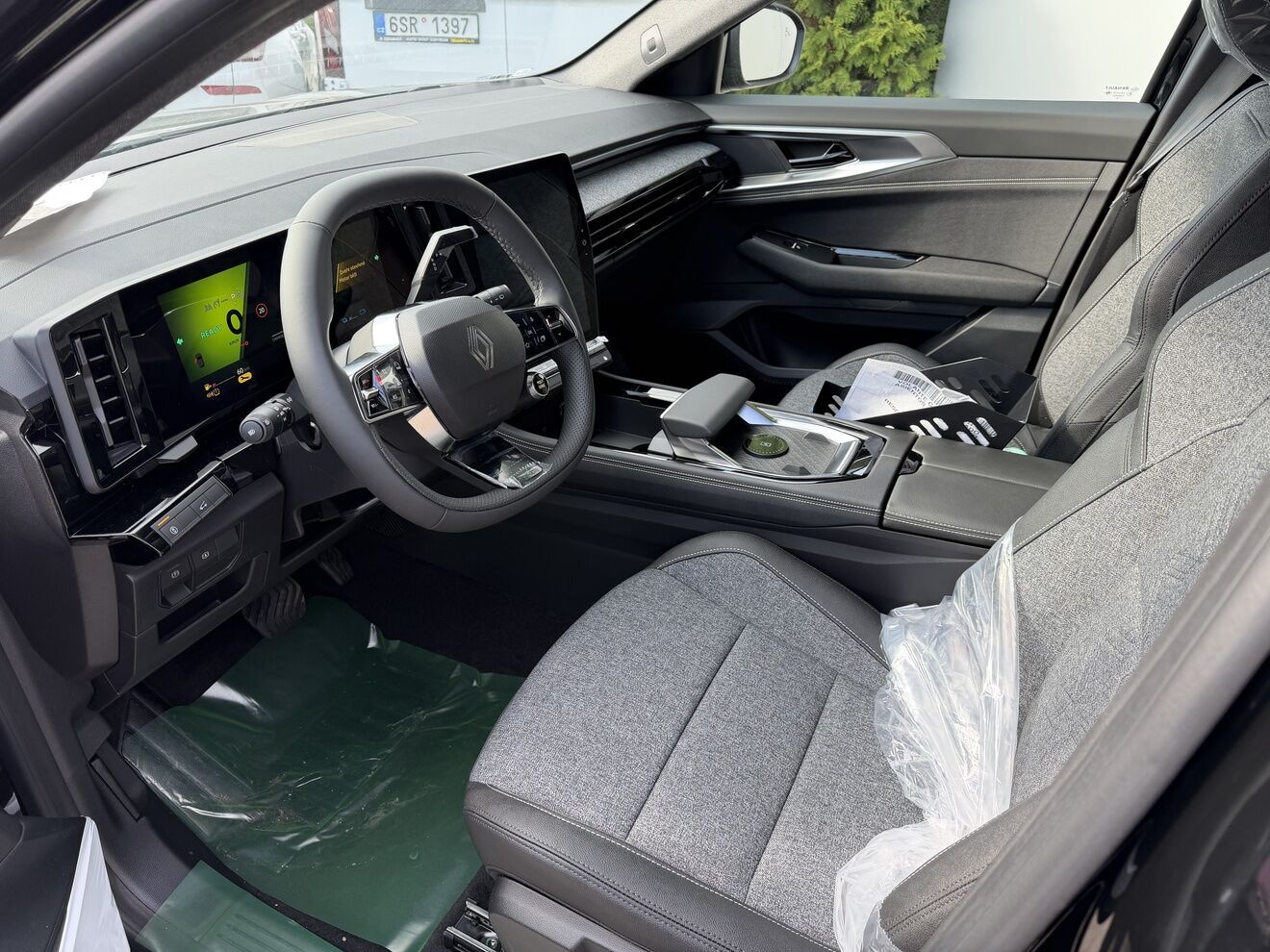 Renault Austral, techno full hybrid E-Tech 200 - fotka 3