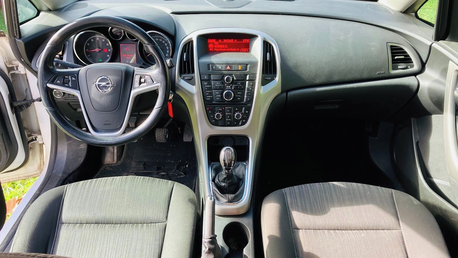 Opel Astra, 1.4 s turbem, 88kw - fotka 6