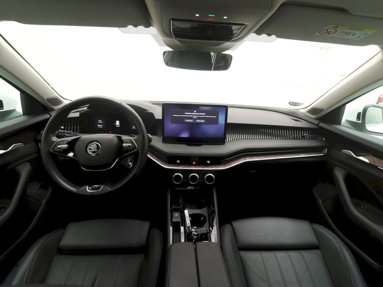 Škoda Superb, SUPERB COM.IV L K TS 110/1.5 A - fotka 5
