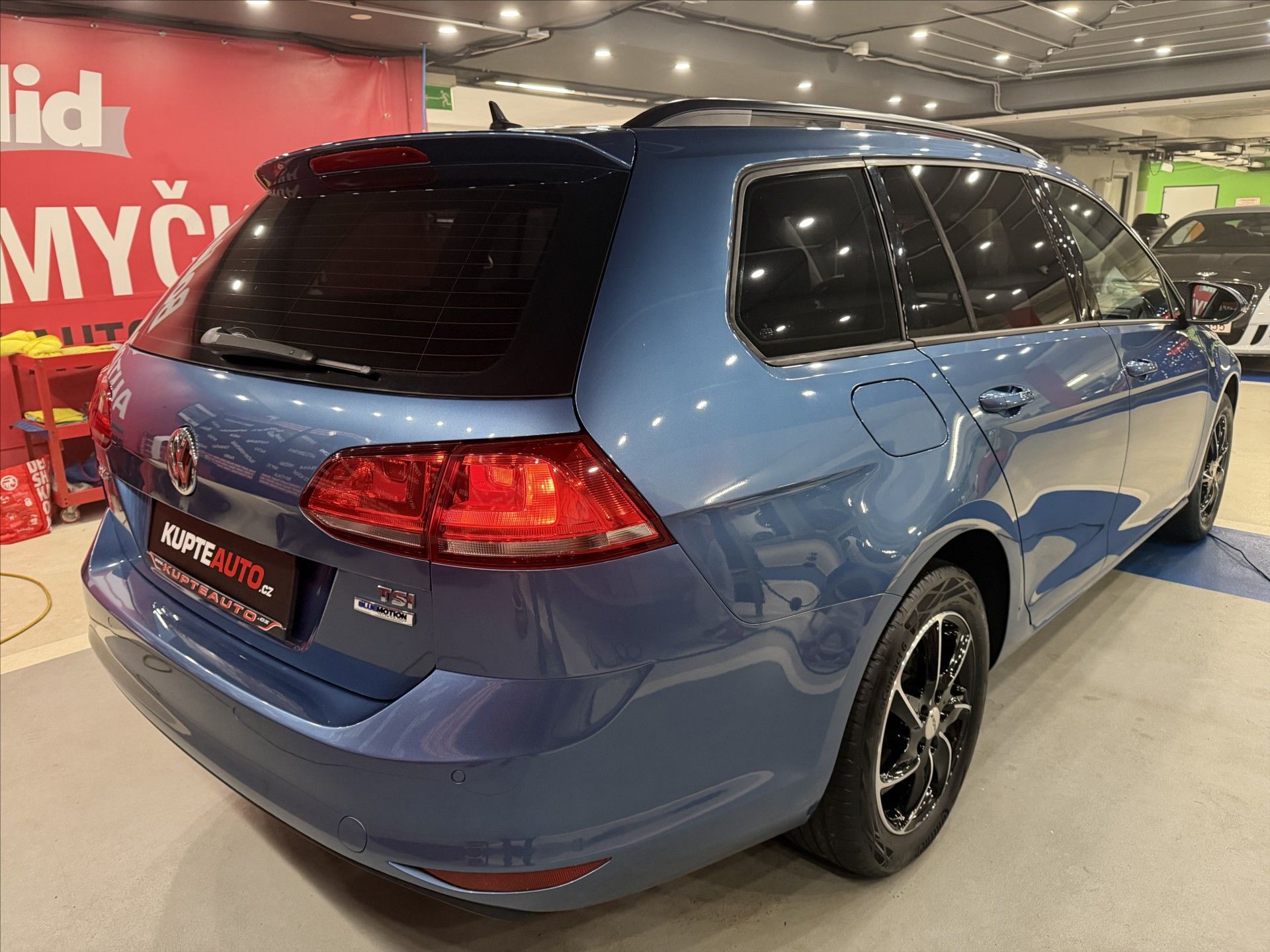 Volkswagen Golf, 1,2 TSI STYLE  VARIANT - fotka 3
