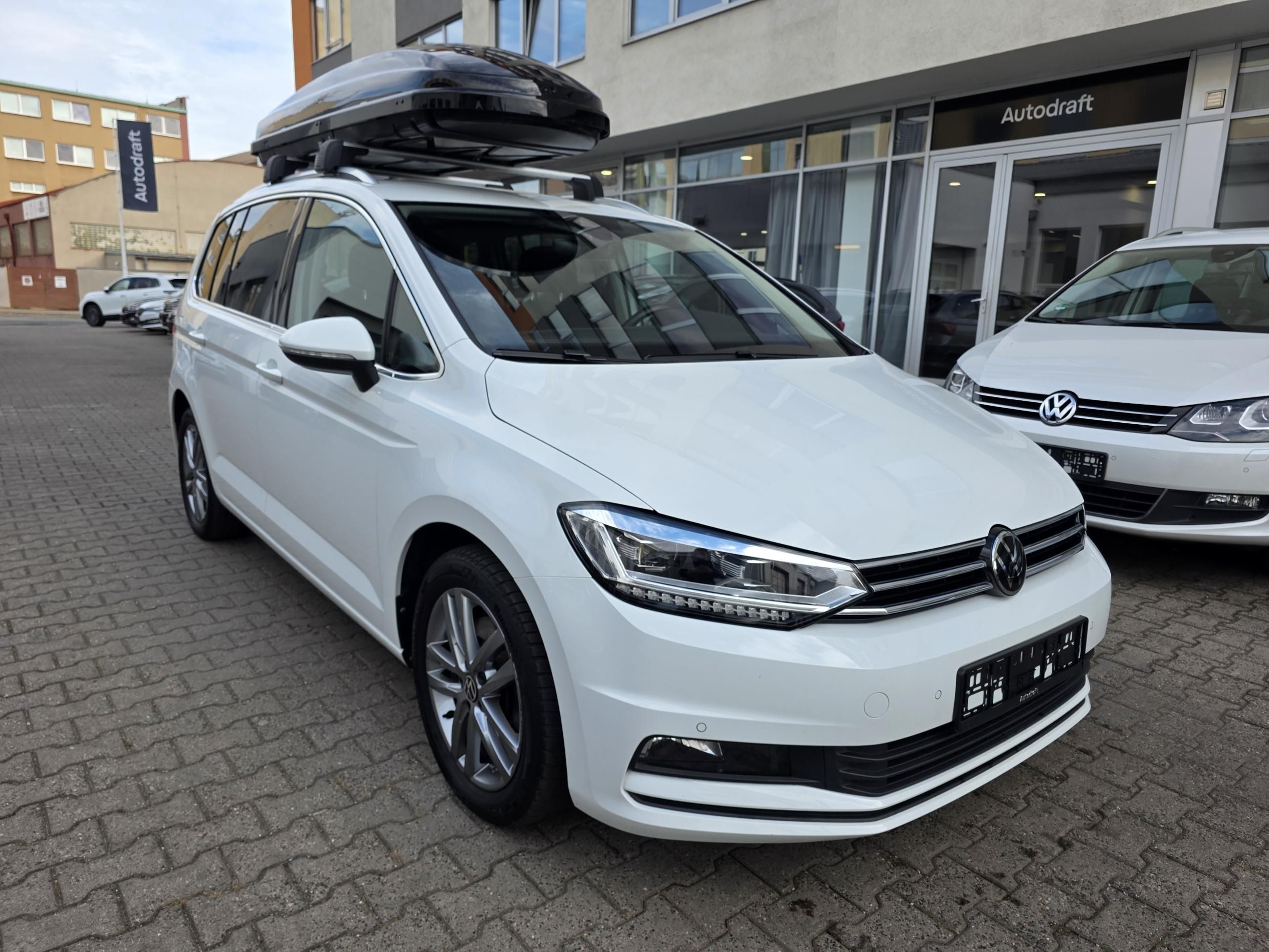 Volkswagen Touran, 1.5 TSI 110kW DSG Masáže