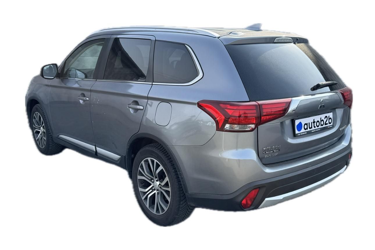 Mitsubishi Outlander - fotka 3