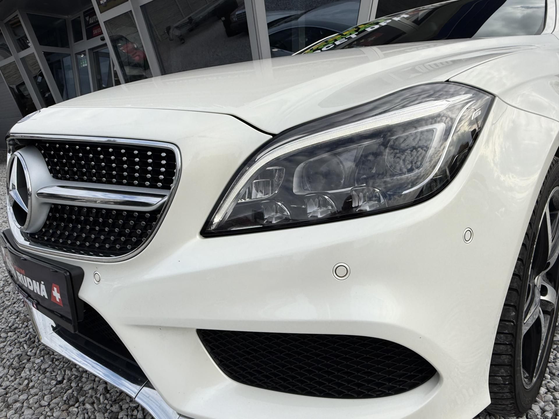 Mercedes-Benz CLS, 350d 4-Matic 190kW 1.Maj ČR ! - fotka 2