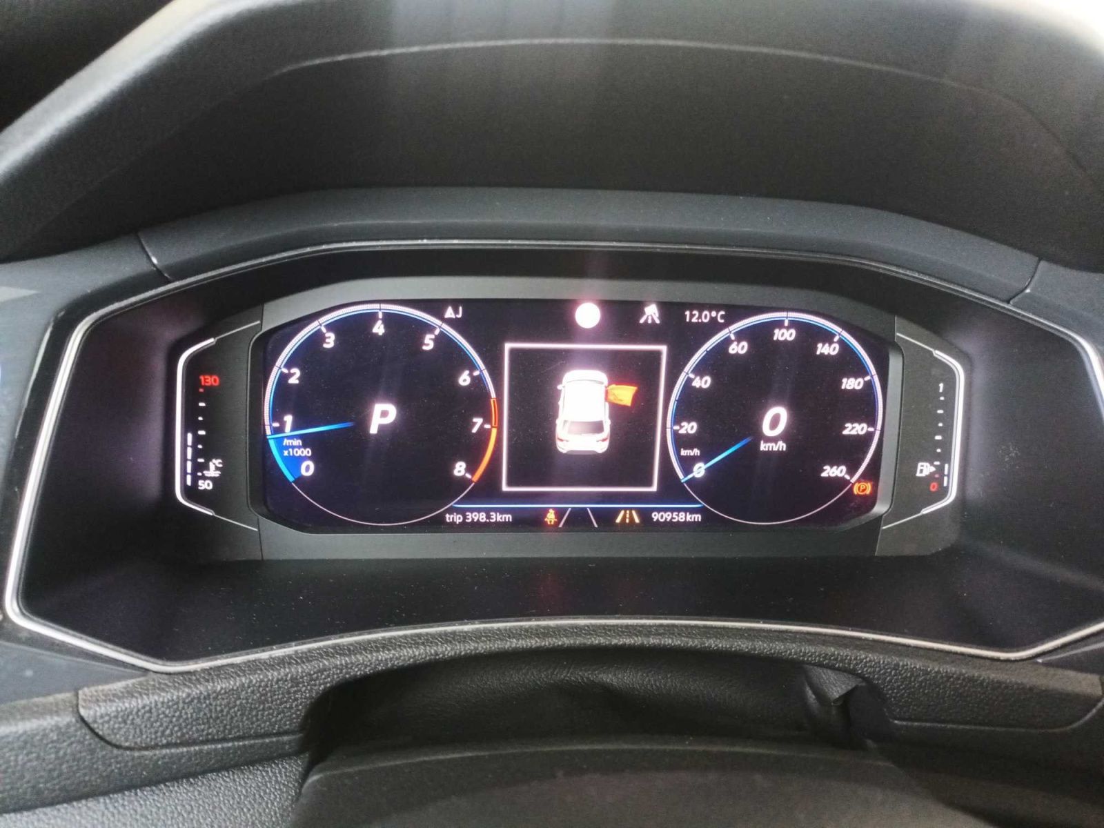 Volkswagen T-Roc, 2.0 TSI 4Motion, Highline - fotka 3