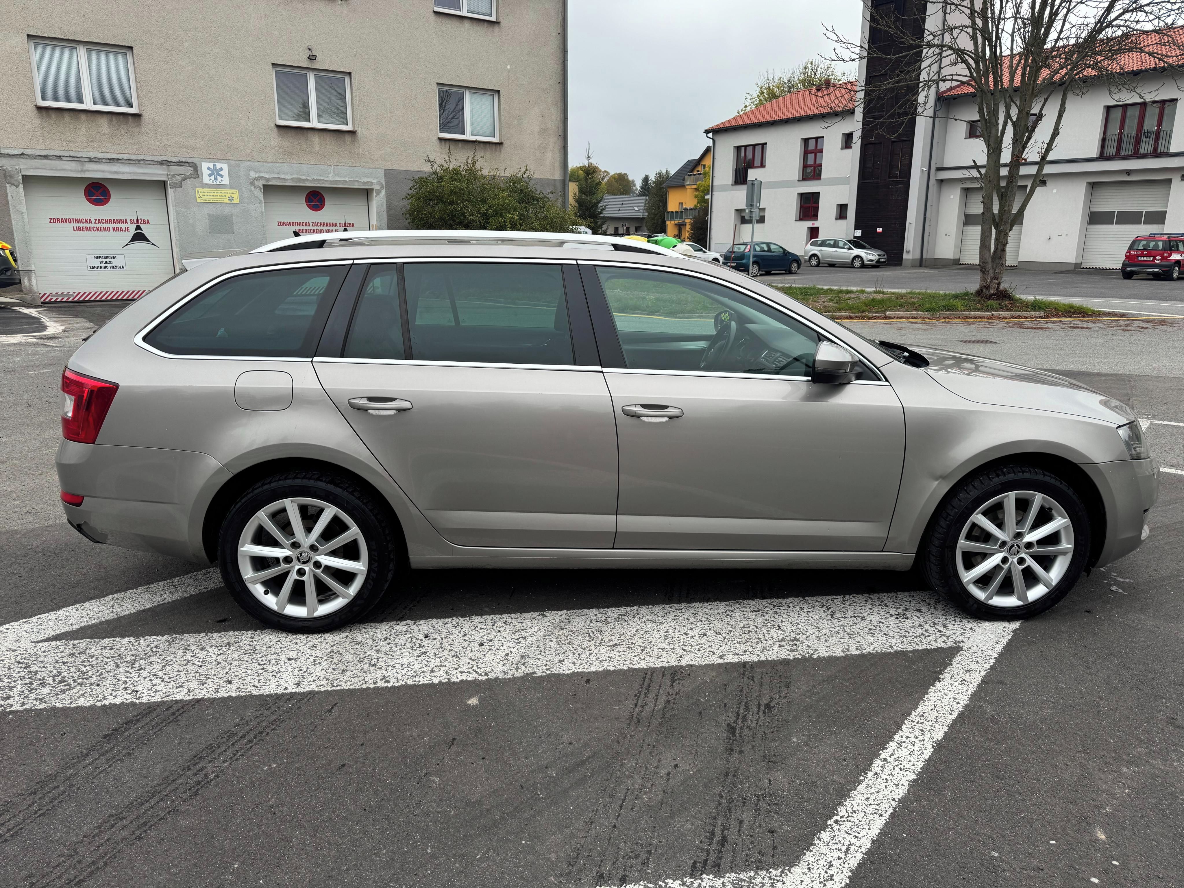 Škoda Octavia, 1.4 TSI 110 kW - fotka 6