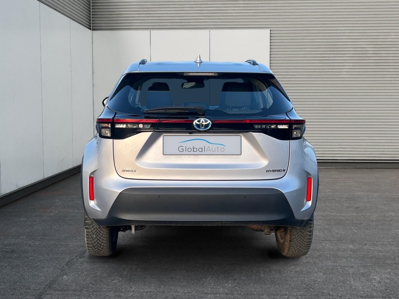 Toyota Yaris Cross, HYBRID 1.5 85kW e-CVT C/T CZ - fotka 4