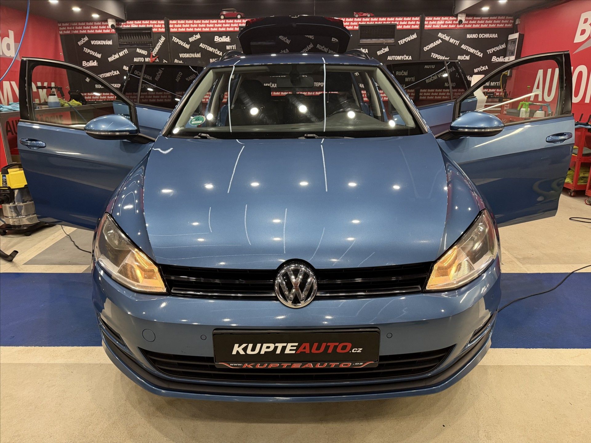 Volkswagen Golf, 1,2 TSI STYLE  VARIANT - fotka 5