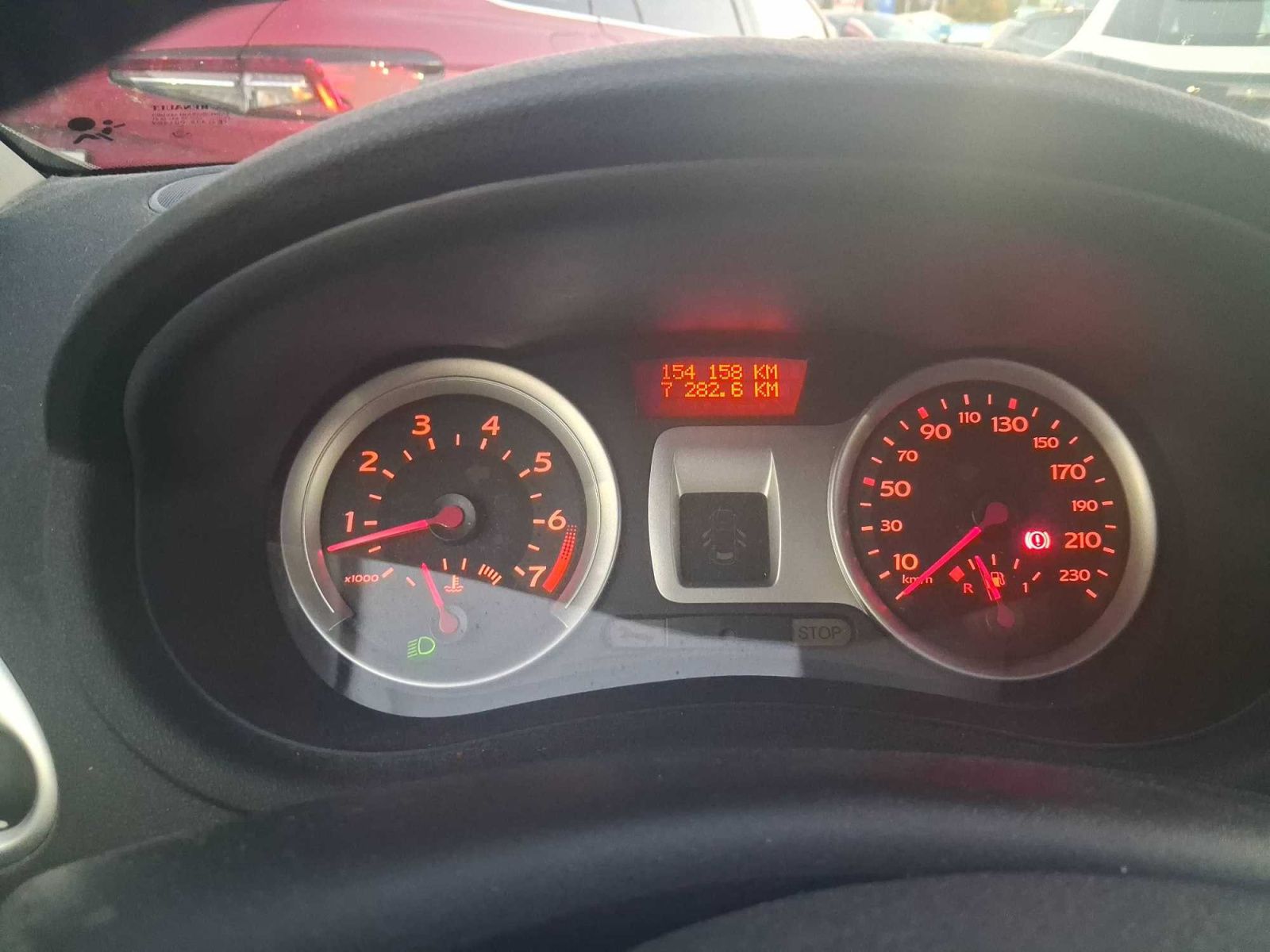 Renault Clio, 1.6 16V, rezervace - fotka 3