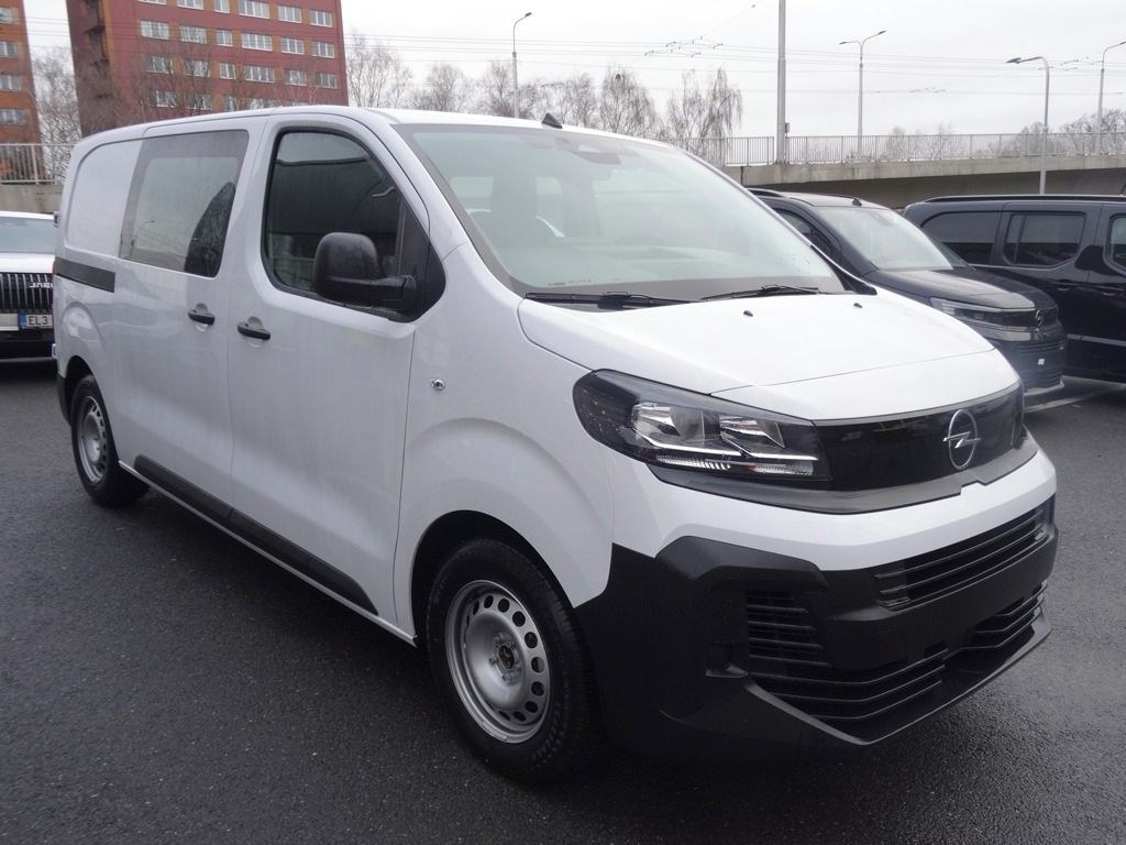 Opel Vivaro, L1 Crew Van Flex 2.2D 150k M6
