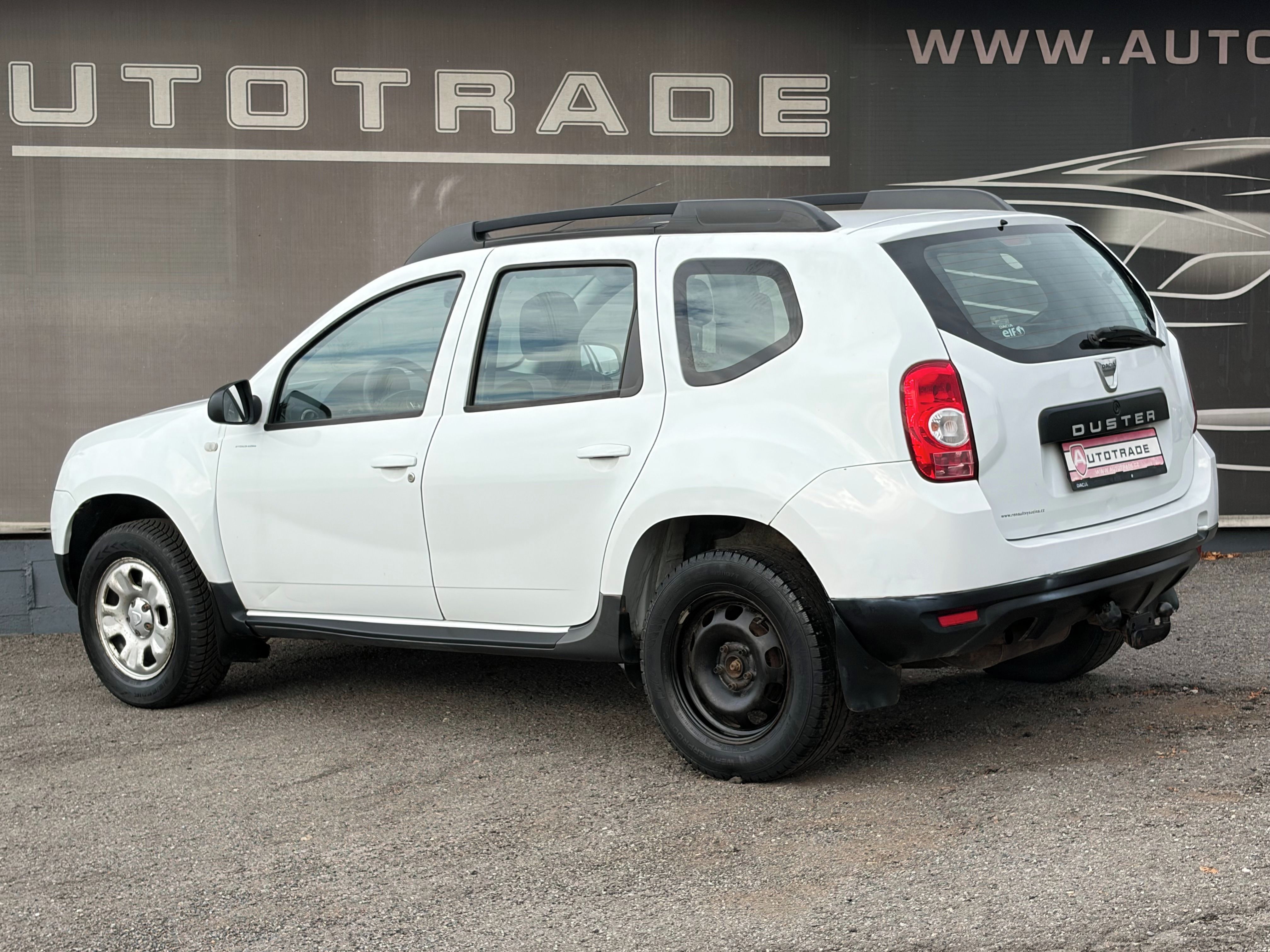 Dacia Duster, 1.6i 77kW, 4x4,1.maj., Tažné - fotka 3