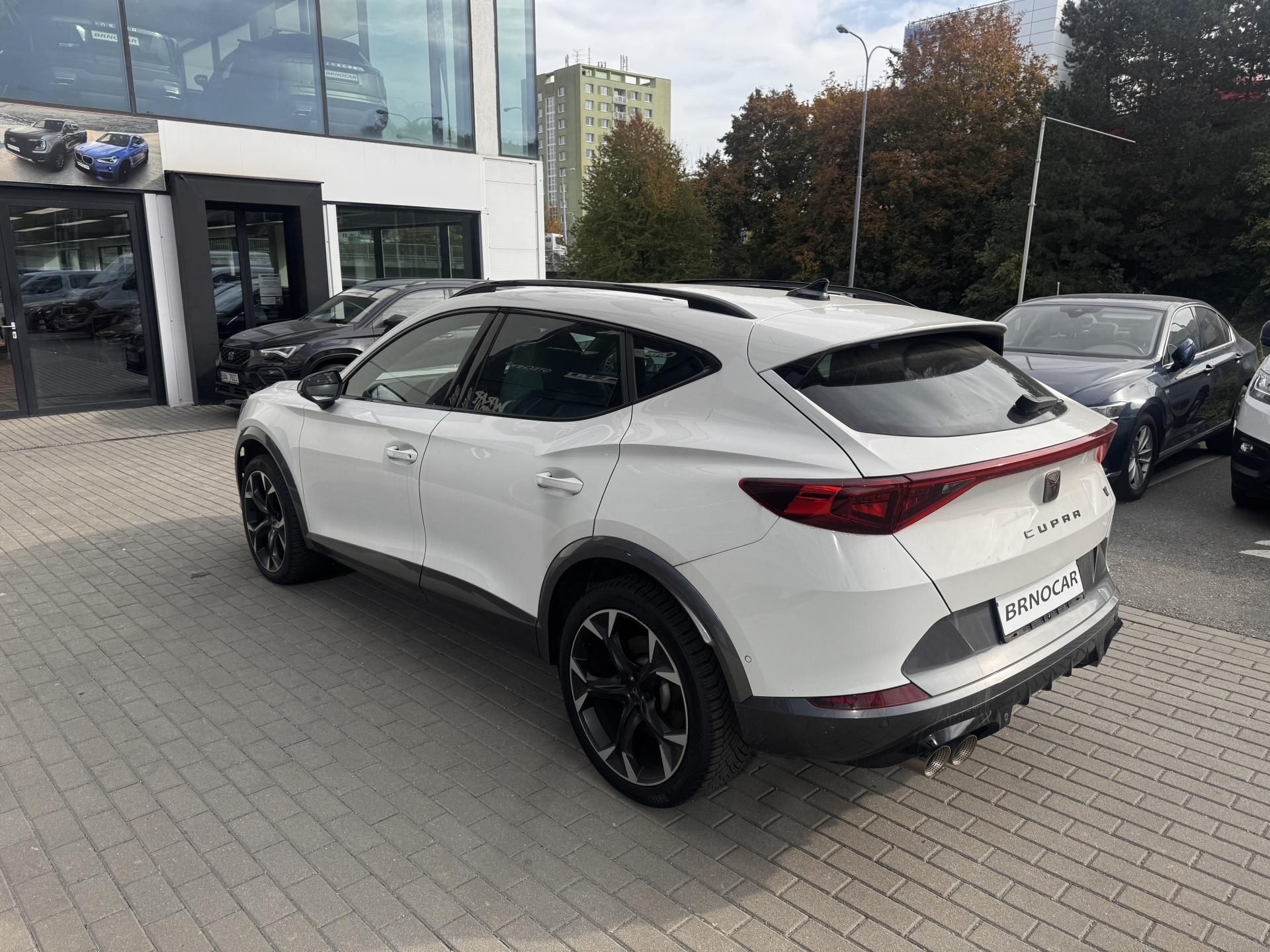 Cupra Formentor, VZ 2.0TSI 4x4 DSG AKRAPOVIČ - fotka 5