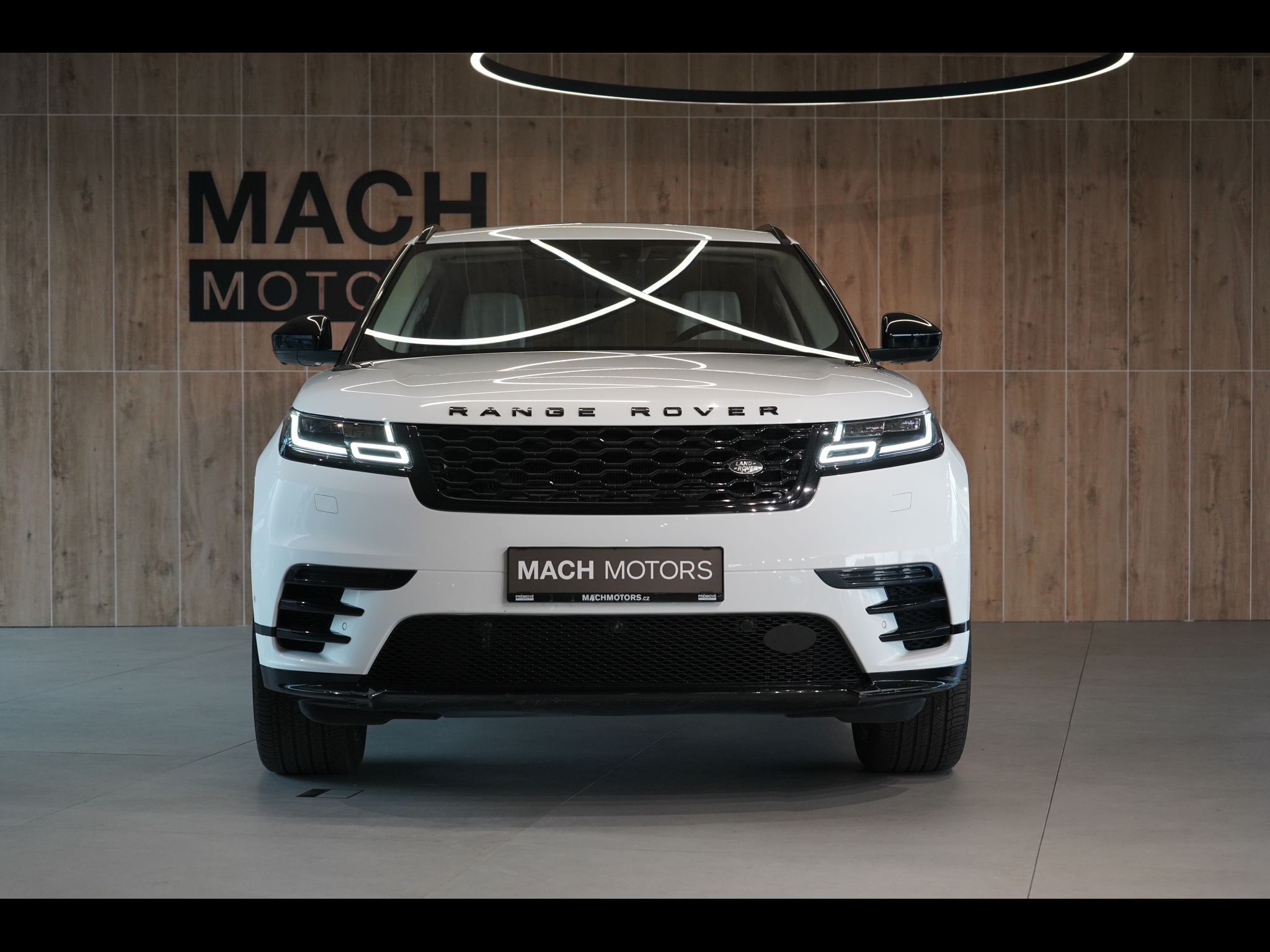 Land Rover Range Rover Velar, R-Dynamic HSE, Masáž, Vzduch - fotka 3