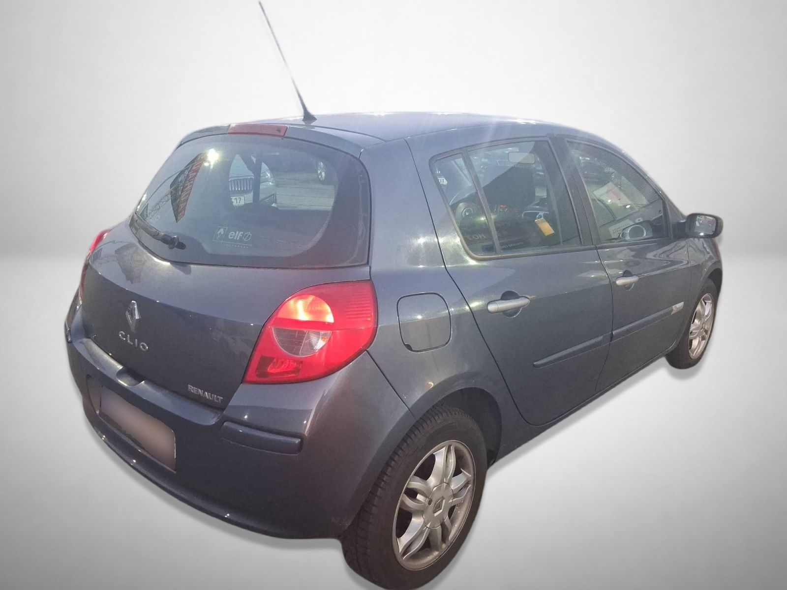 Renault Clio, 1.6 16V, rezervace - fotka 2