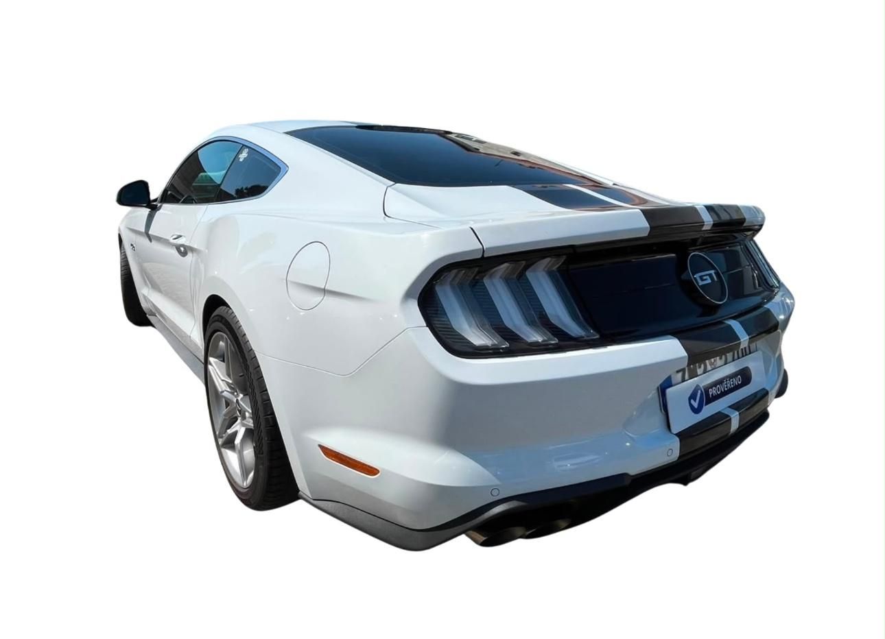 Ford Mustang - fotka 3