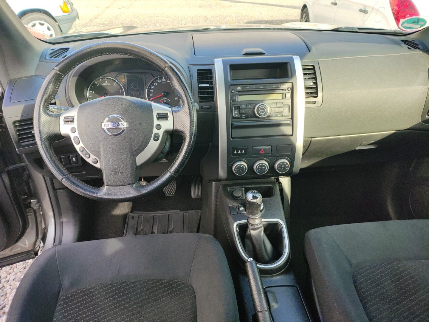 Nissan X-Trail, 2,0 DCi SE 4x4 - fotka 6