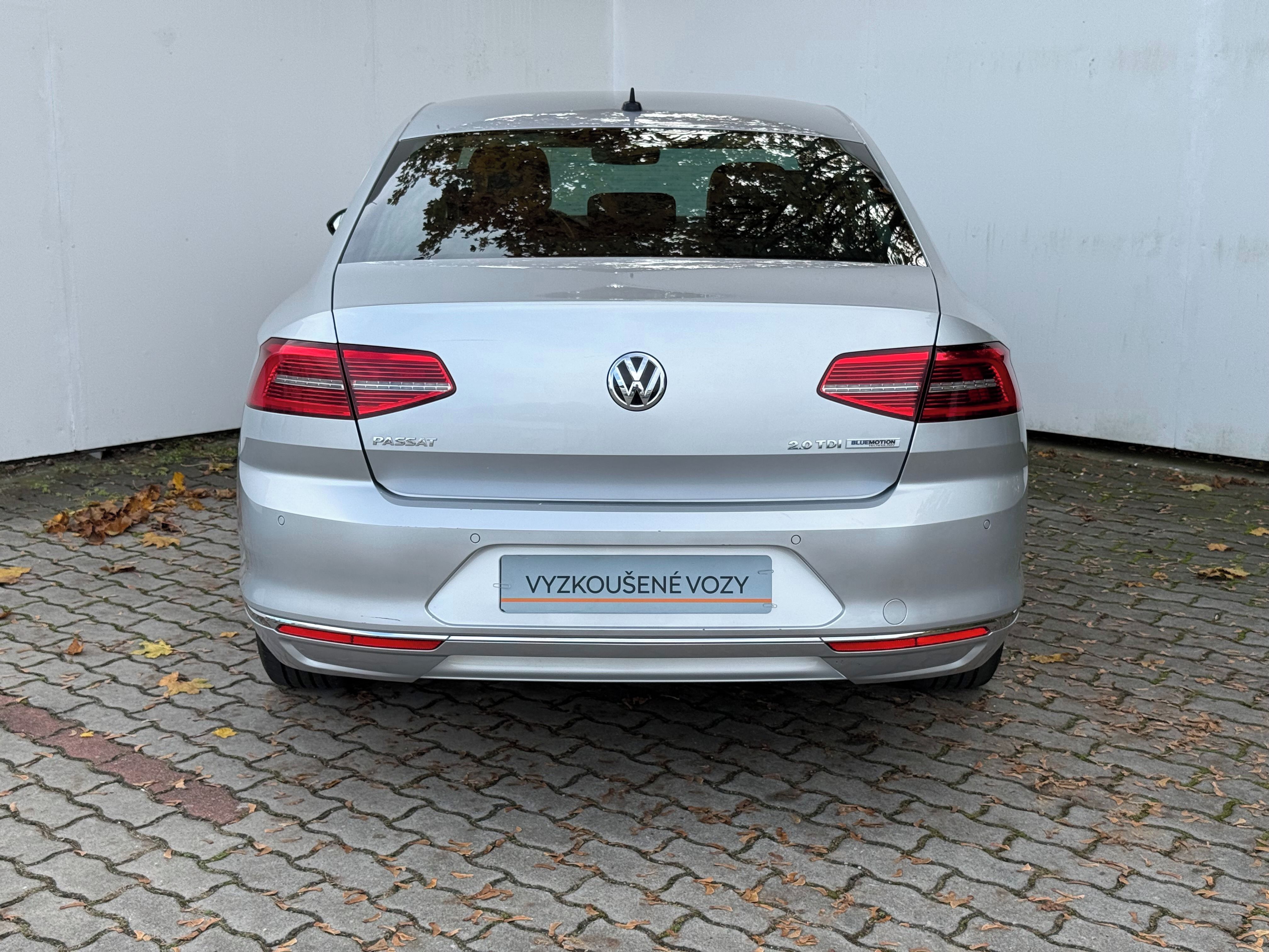 Volkswagen Passat, 2.0 TDI / 110kW BMT Highline - fotka 6