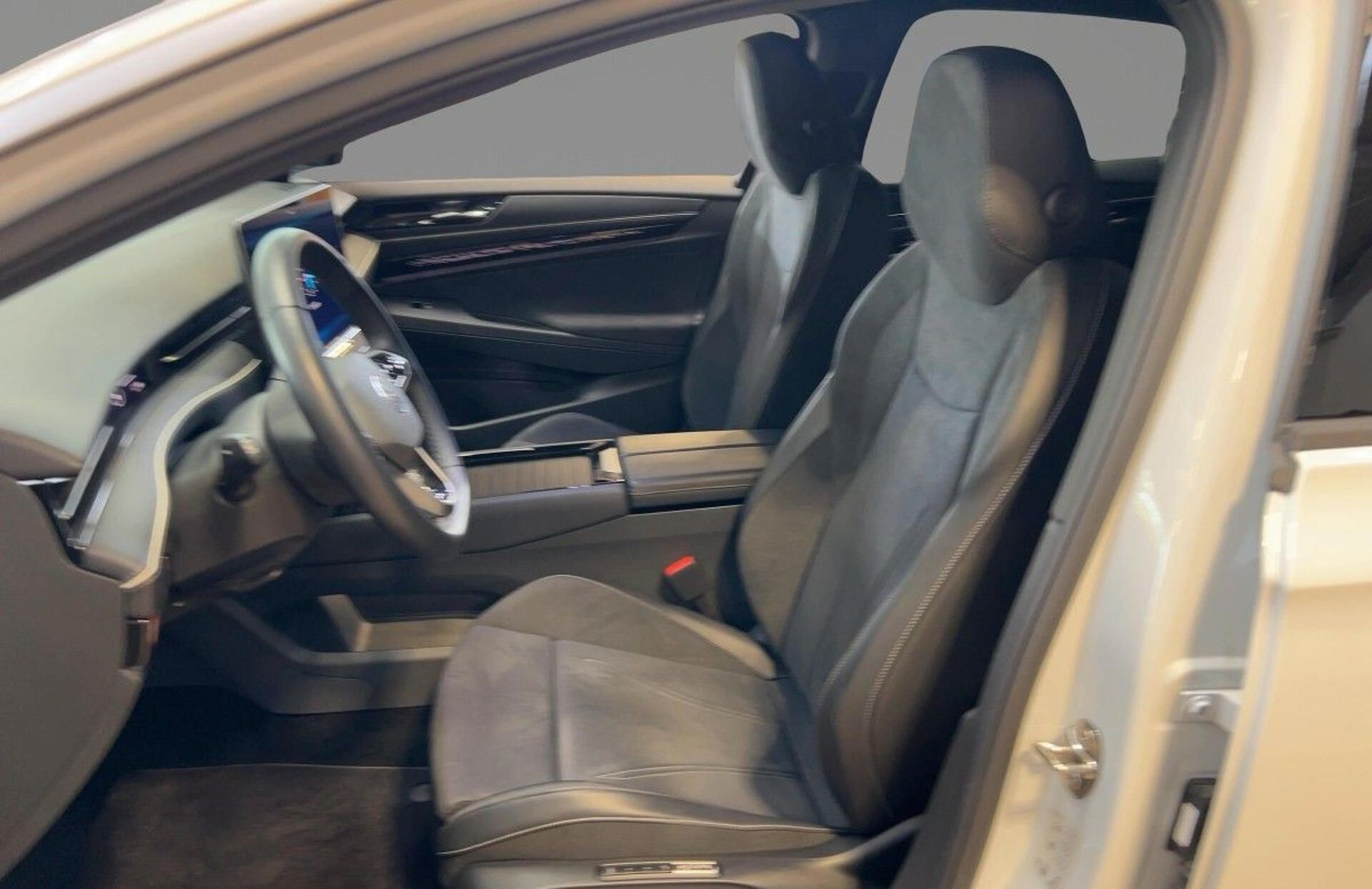 Volkswagen ID.7, Pro 210kW HuD 360 Taž Tep.čerp - fotka 4