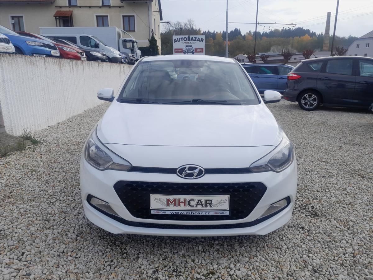 Hyundai i20, FC 1,2i 55kW - fotka 2