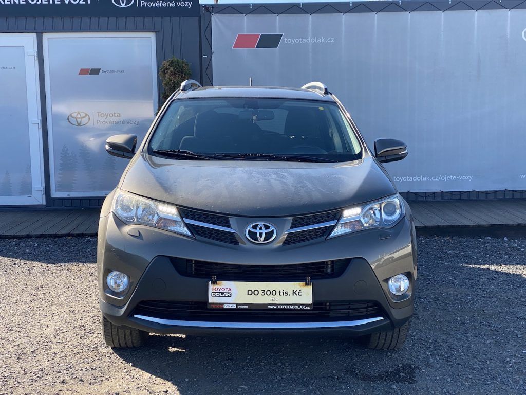 Toyota Rav4, 2.2D, ČR, Active, 4x4, manual - fotka 3