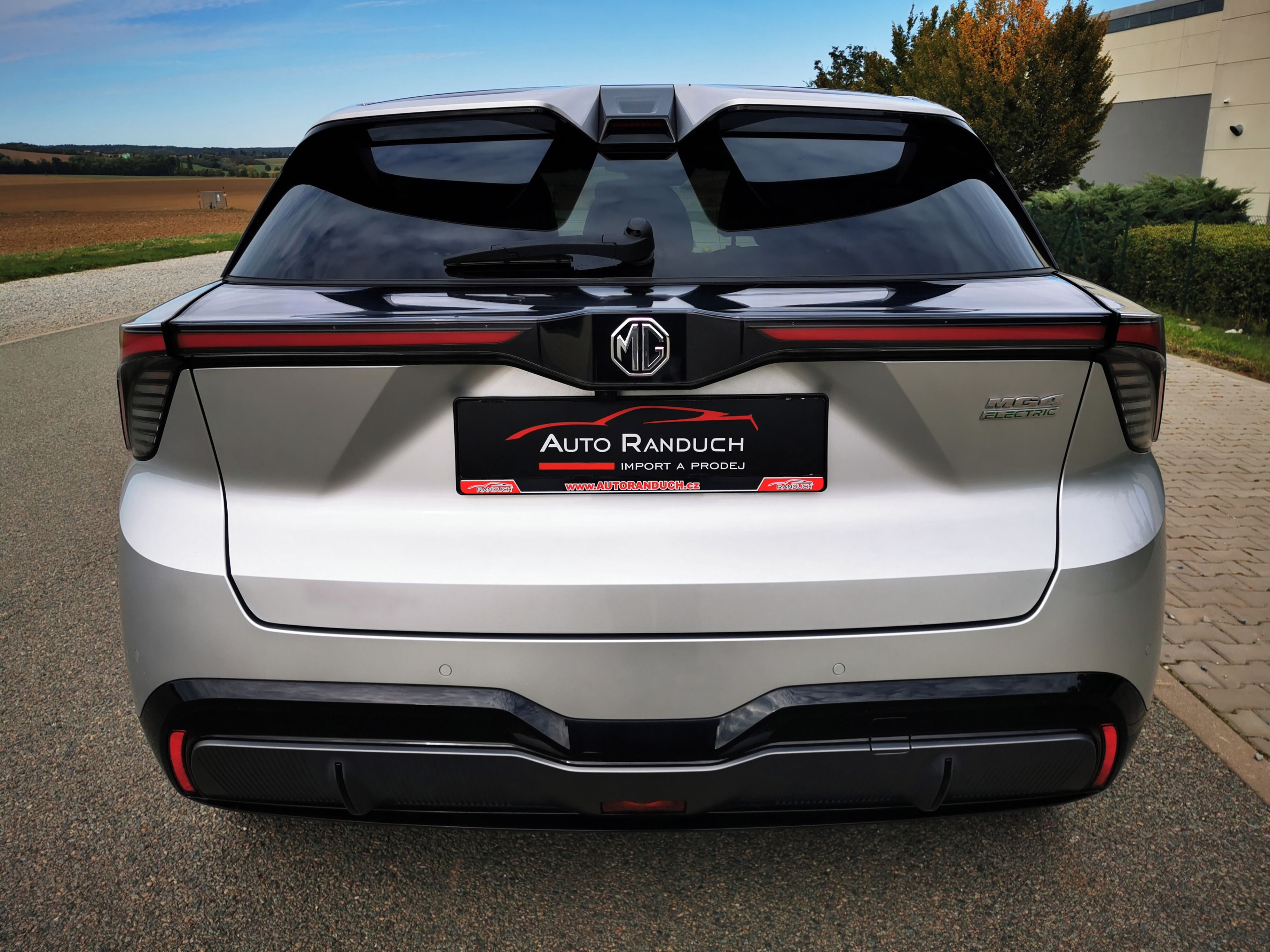 MG MG4, X- POWER 320kw Super Stav - fotka 6