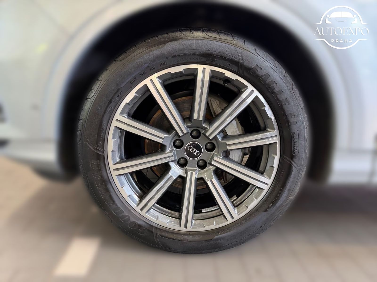 Audi Q7, 50 3.0 TDI quattro HD*Matrix * - fotka 4