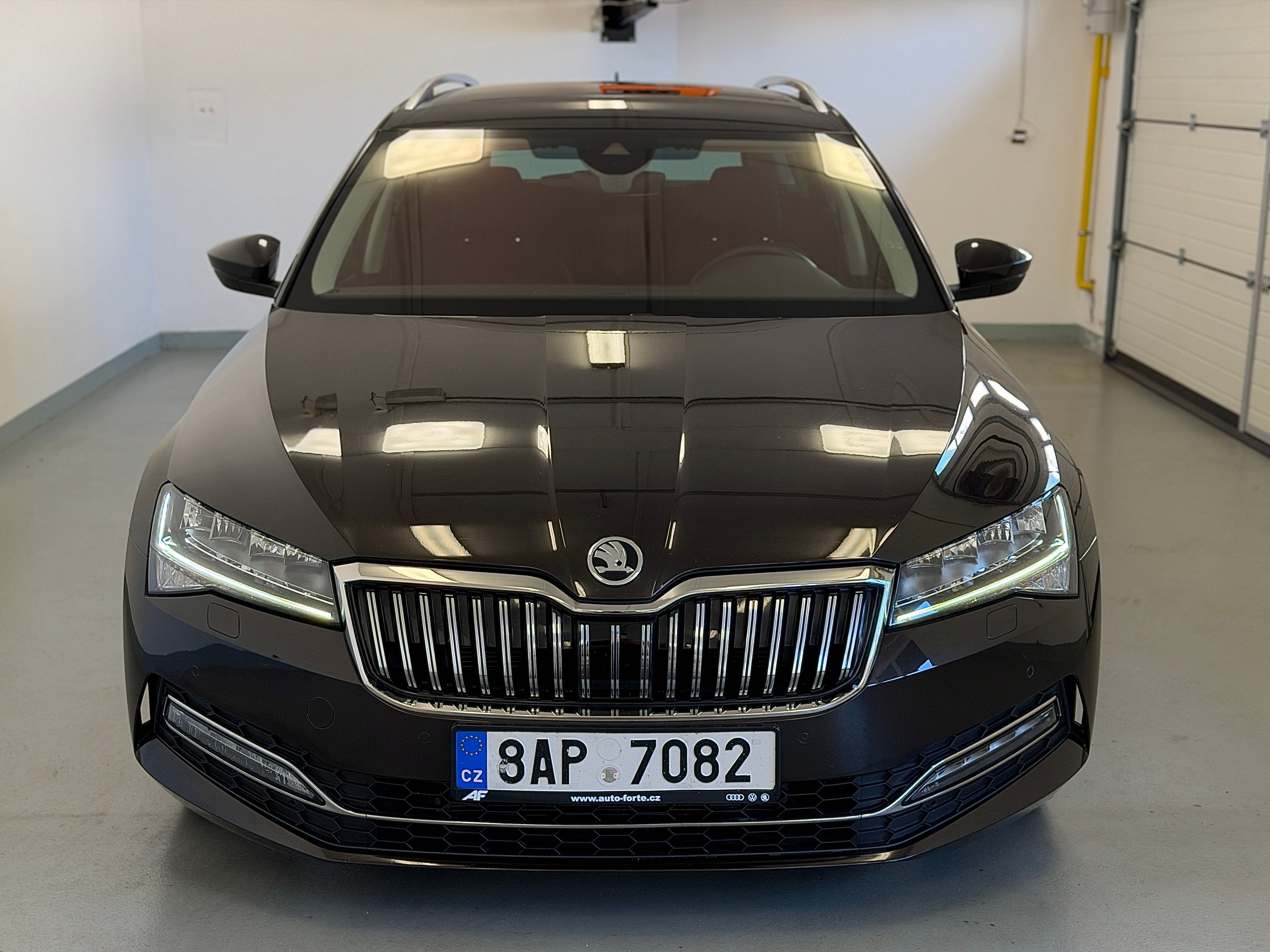 Škoda Superb, STYLE 2,0 TDI 110kW Tažné - fotka 3